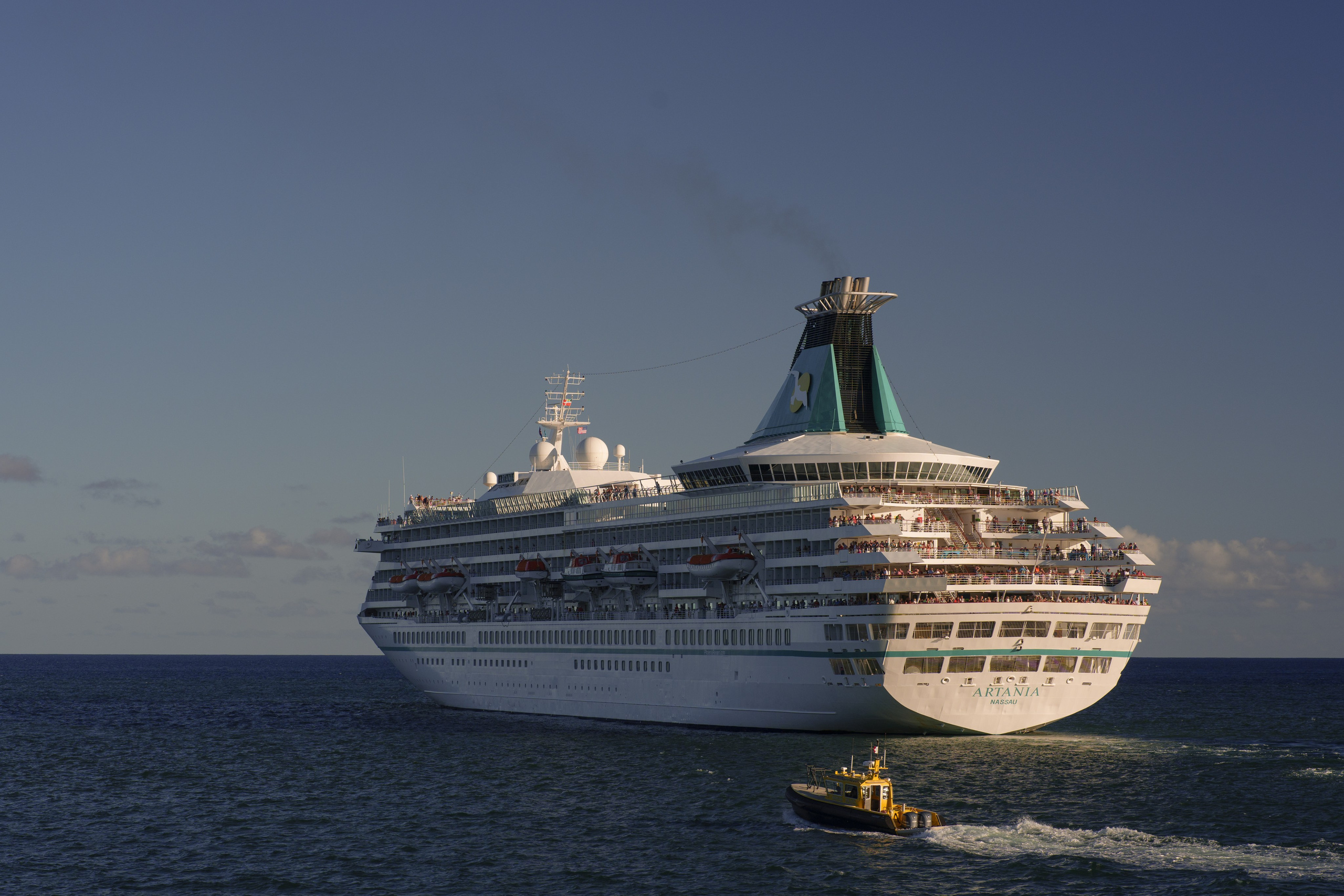 SHIPS. Awards winning photographer in Kauai, Hawaii