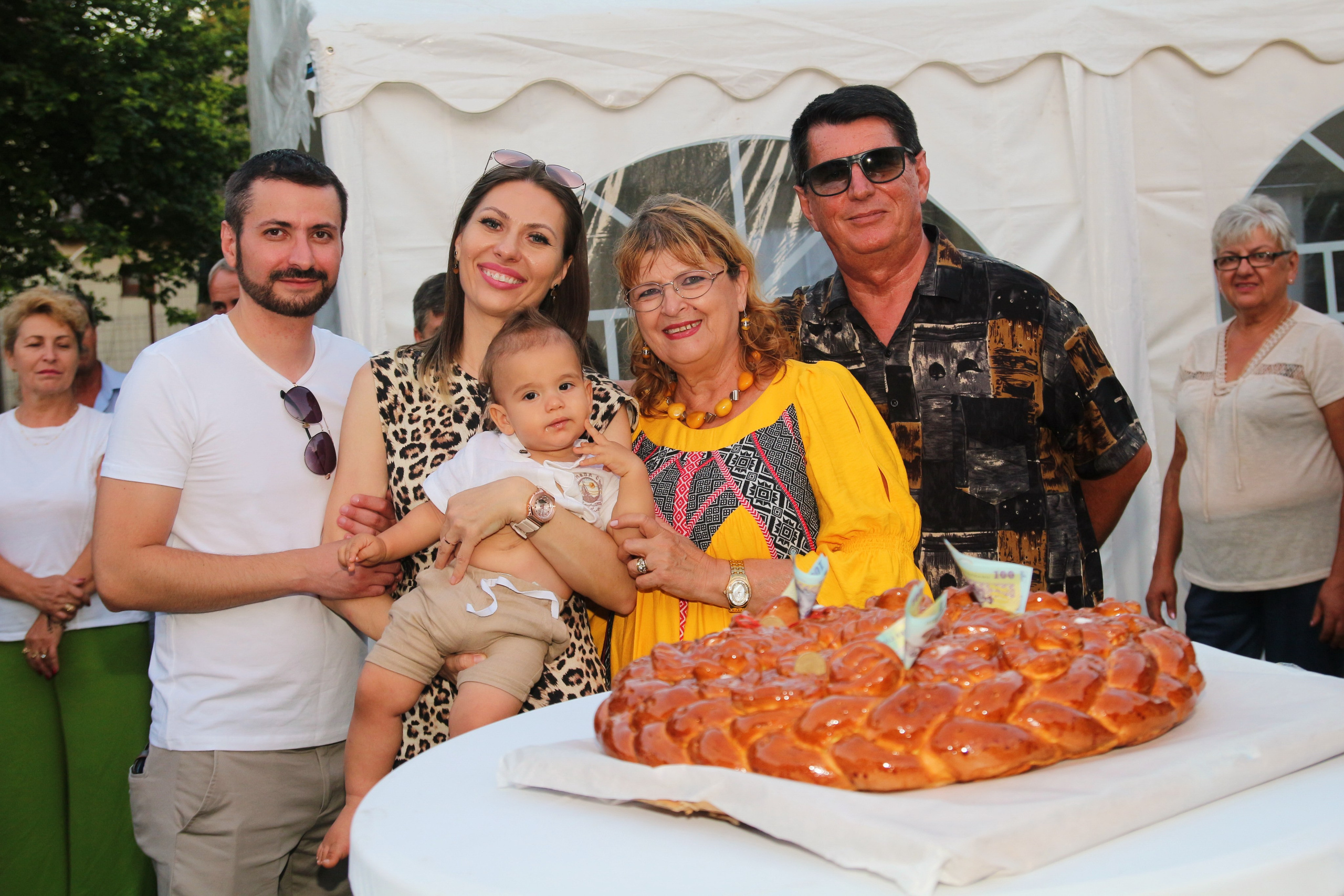 BYZO MEDIA. PETRU BYZO - family and children photographer in ROMANIA