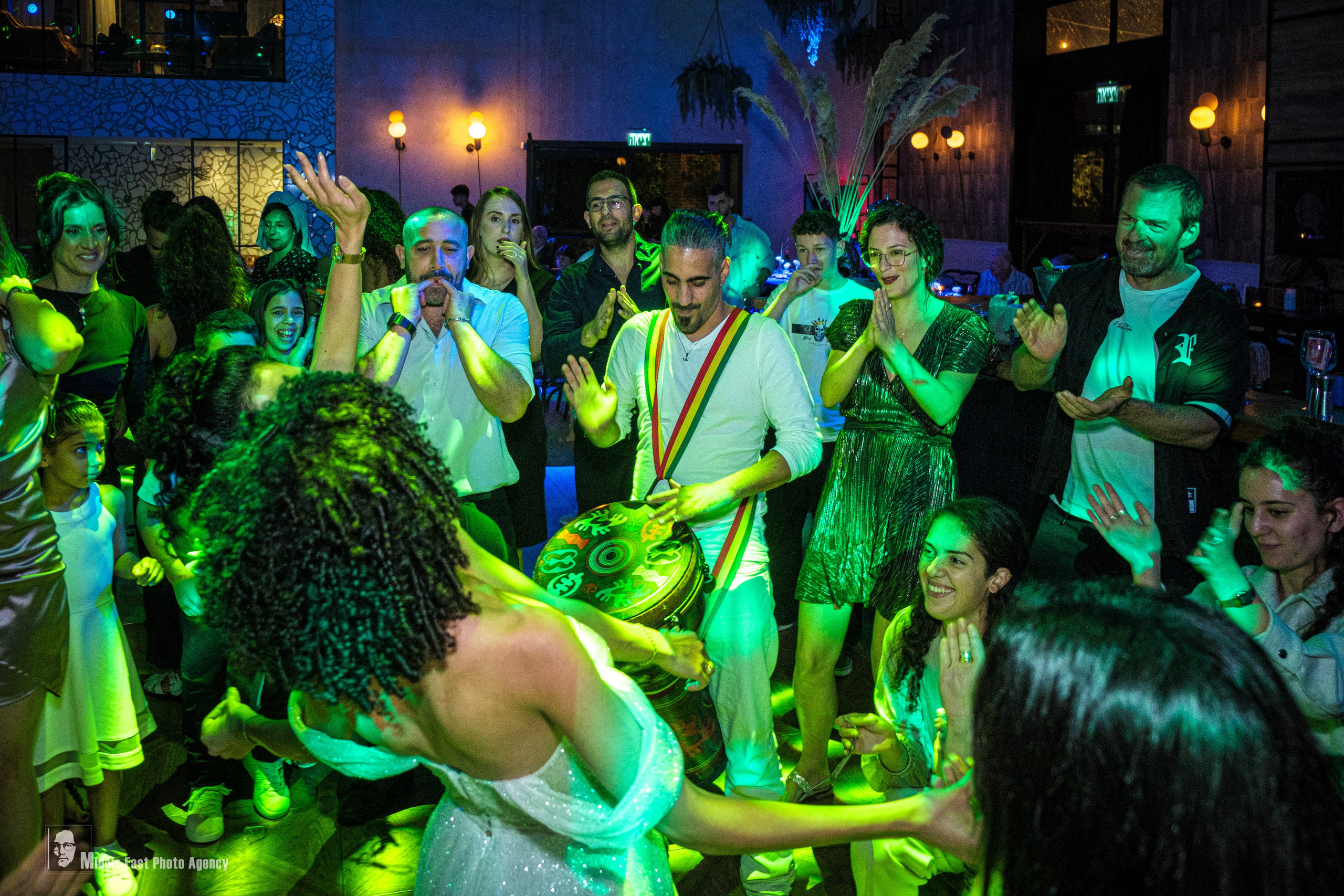 N&M. Middle East Photo Agency — Photography & Event Magnets — סוכנות צילום והדפסת מגנטים לאירועים