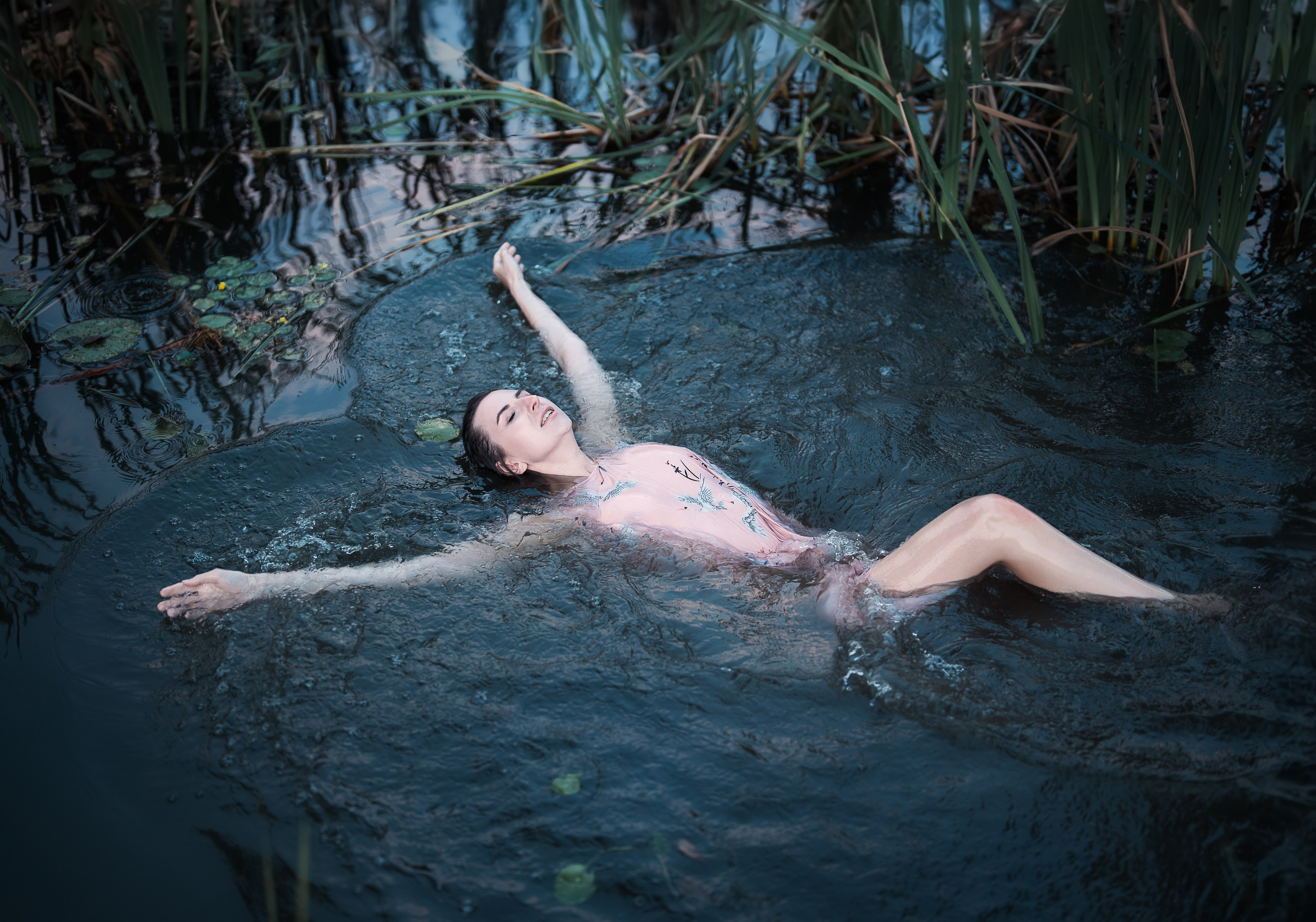 Evgenija. Familien, Portrait und Konzeptualfotografie in Genf, Schweiz