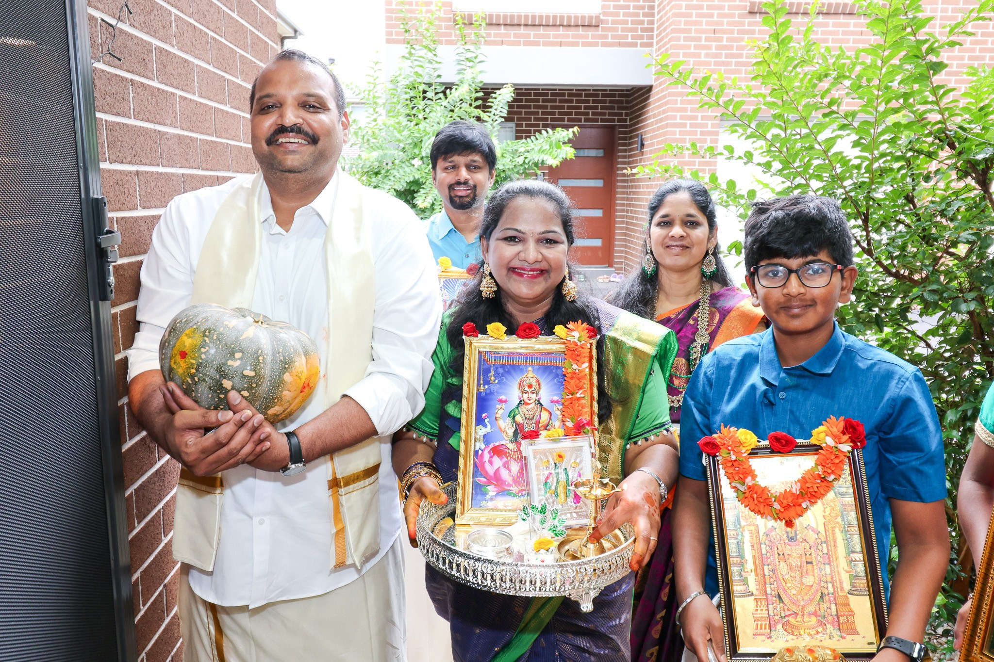 Ashok & Dvija’s Housewarming Ceremony. MHCreative is family-oriented photographer based in SYDNEY