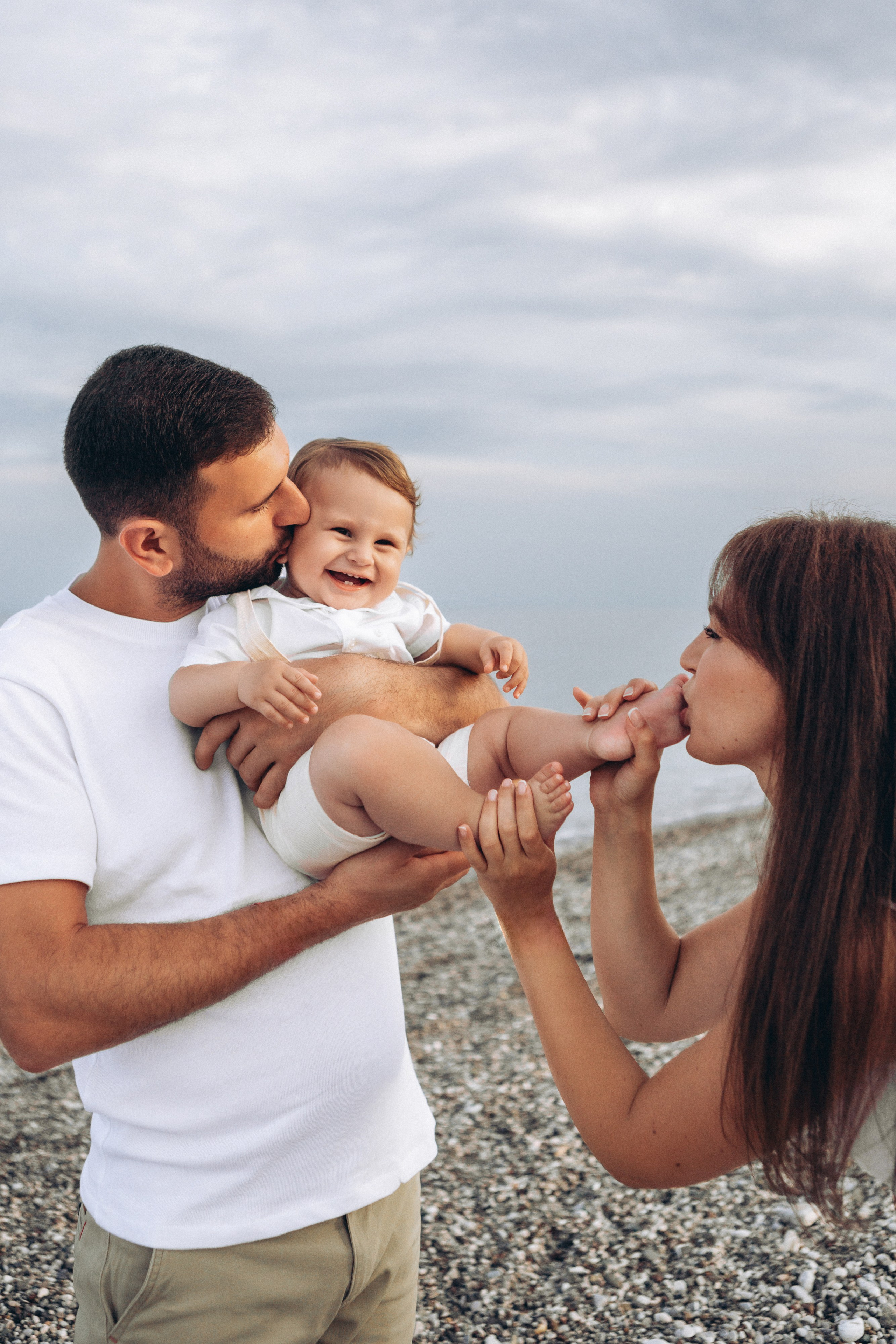 Семейная фотосессия на пляже в Чамьюва. Фотограф в Анталии, Кемере и Белеке