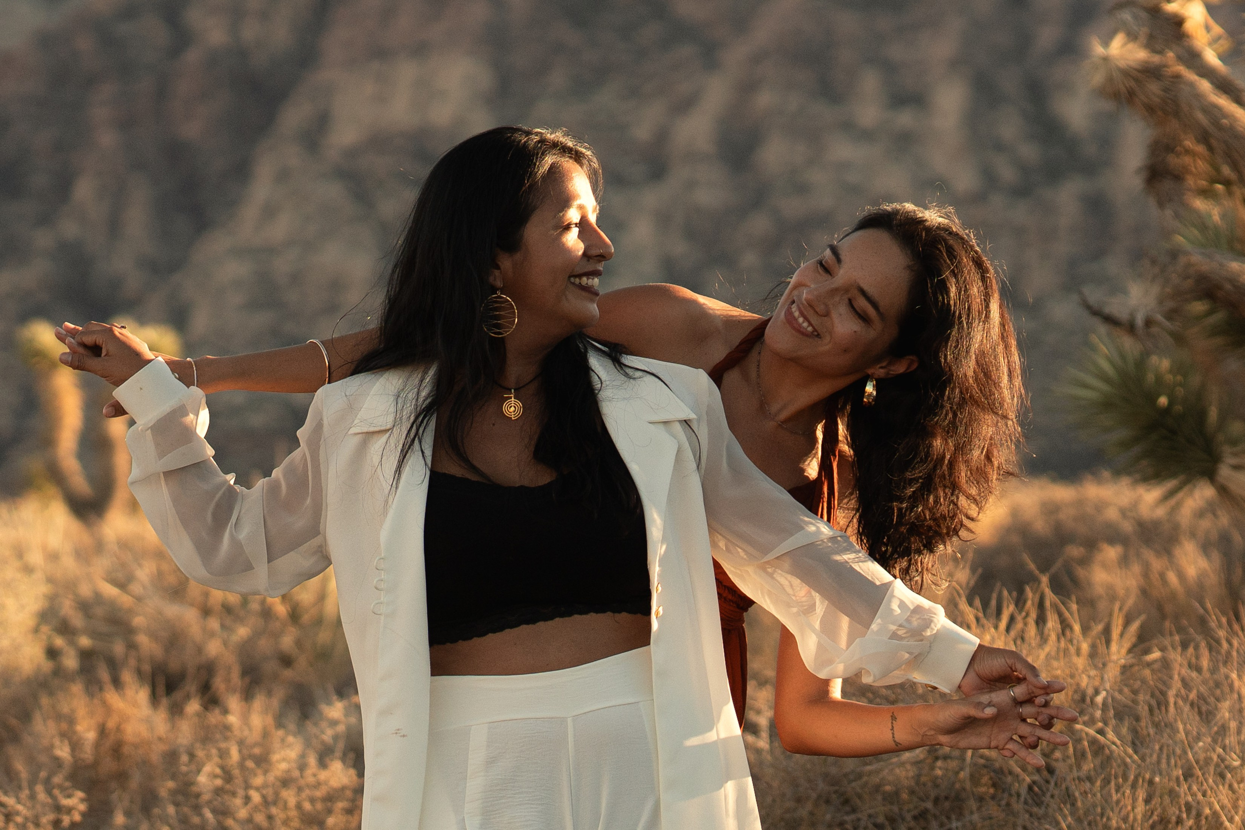 Liz&Fatima. Wedding & elopement photographer Viktoriya Kravtsov. Las Vegas