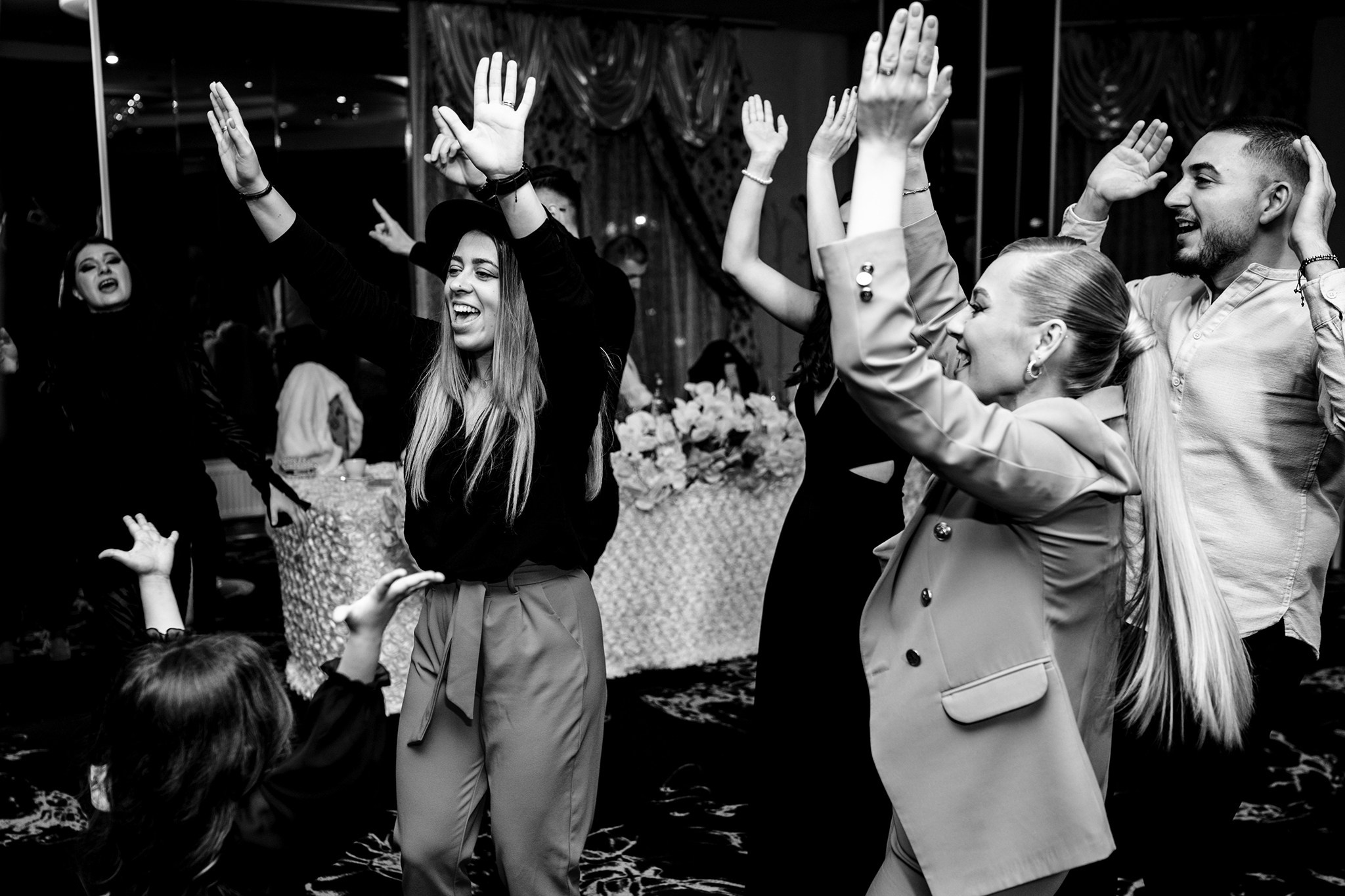 Sweetest devotion. Iris Lara. Acasă