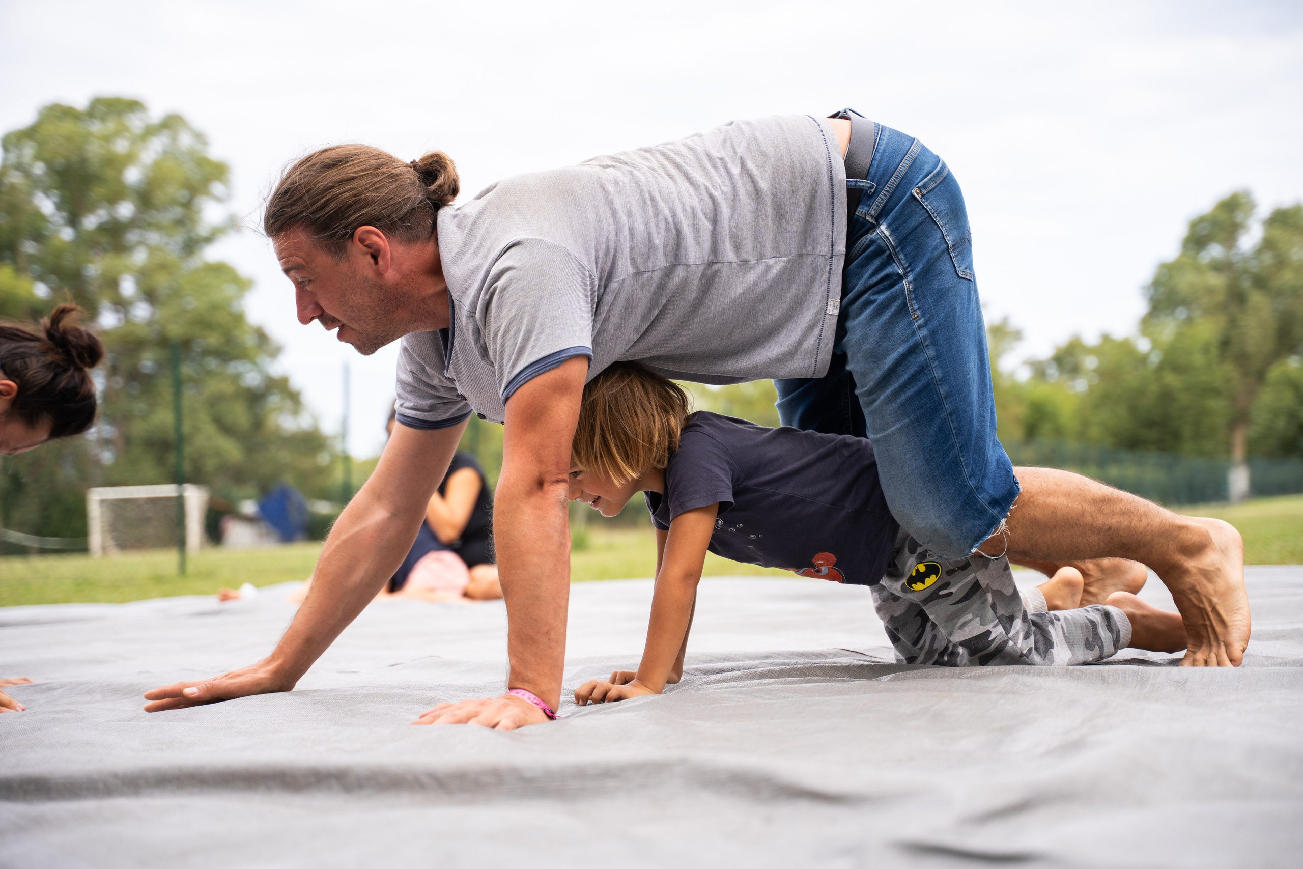 Детская игровая контактная импровизация. Семейные лагеря в Европе с Ниной Янечковой и Ириной Зиновьевой