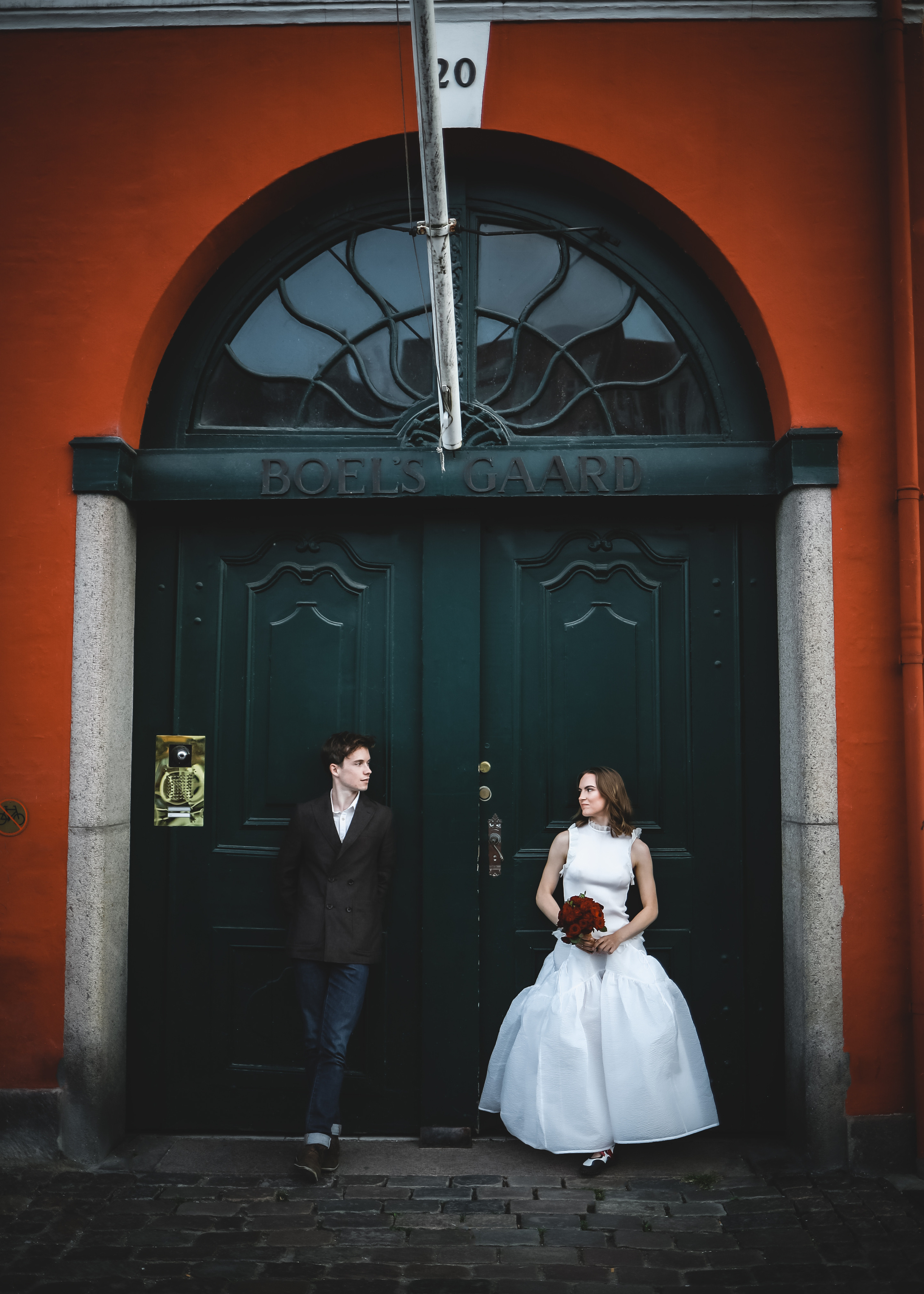 Couple from England. Professional wedding photographer in Copenhagen, Denmark — Julia Byron