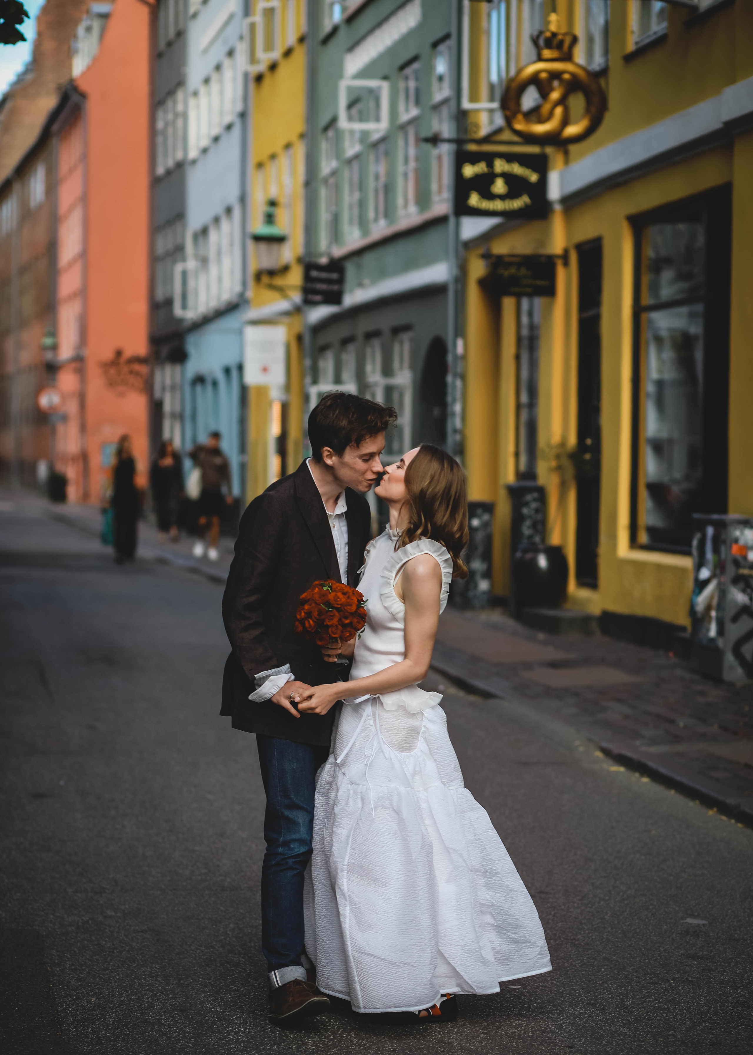 Couple from England. Professional wedding photographer in Copenhagen, Denmark — Julia Byron