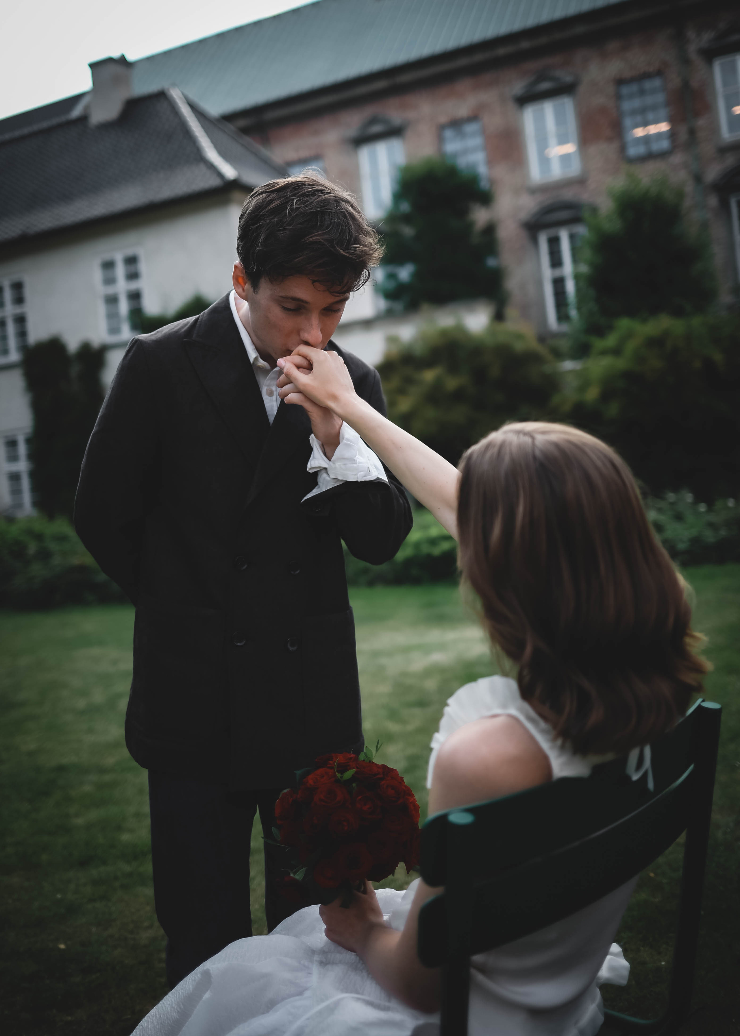 Couple from England. Professional wedding photographer in Copenhagen, Denmark — Julia Byron