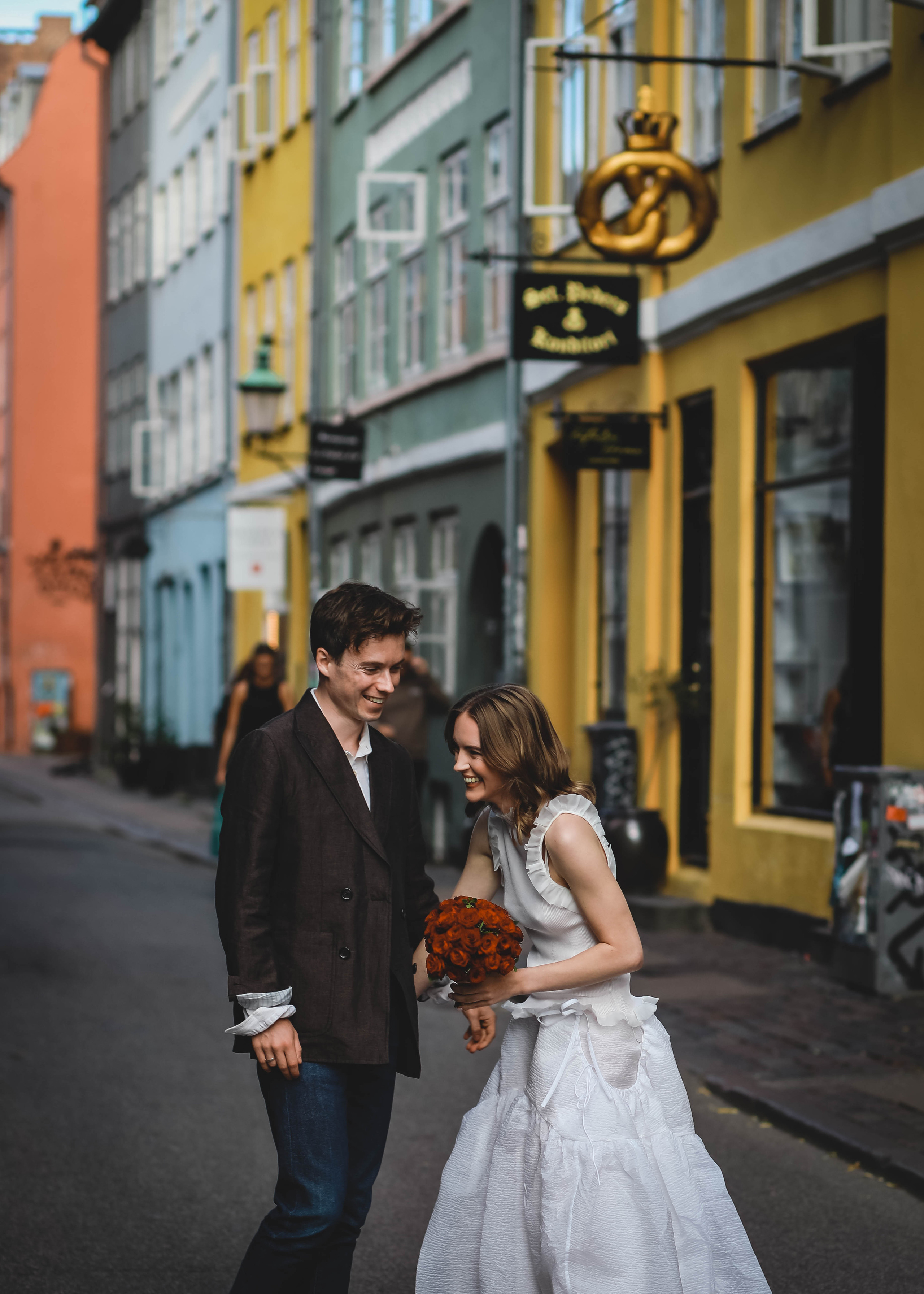 Couple from England. Professional wedding photographer in Copenhagen, Denmark — Julia Byron