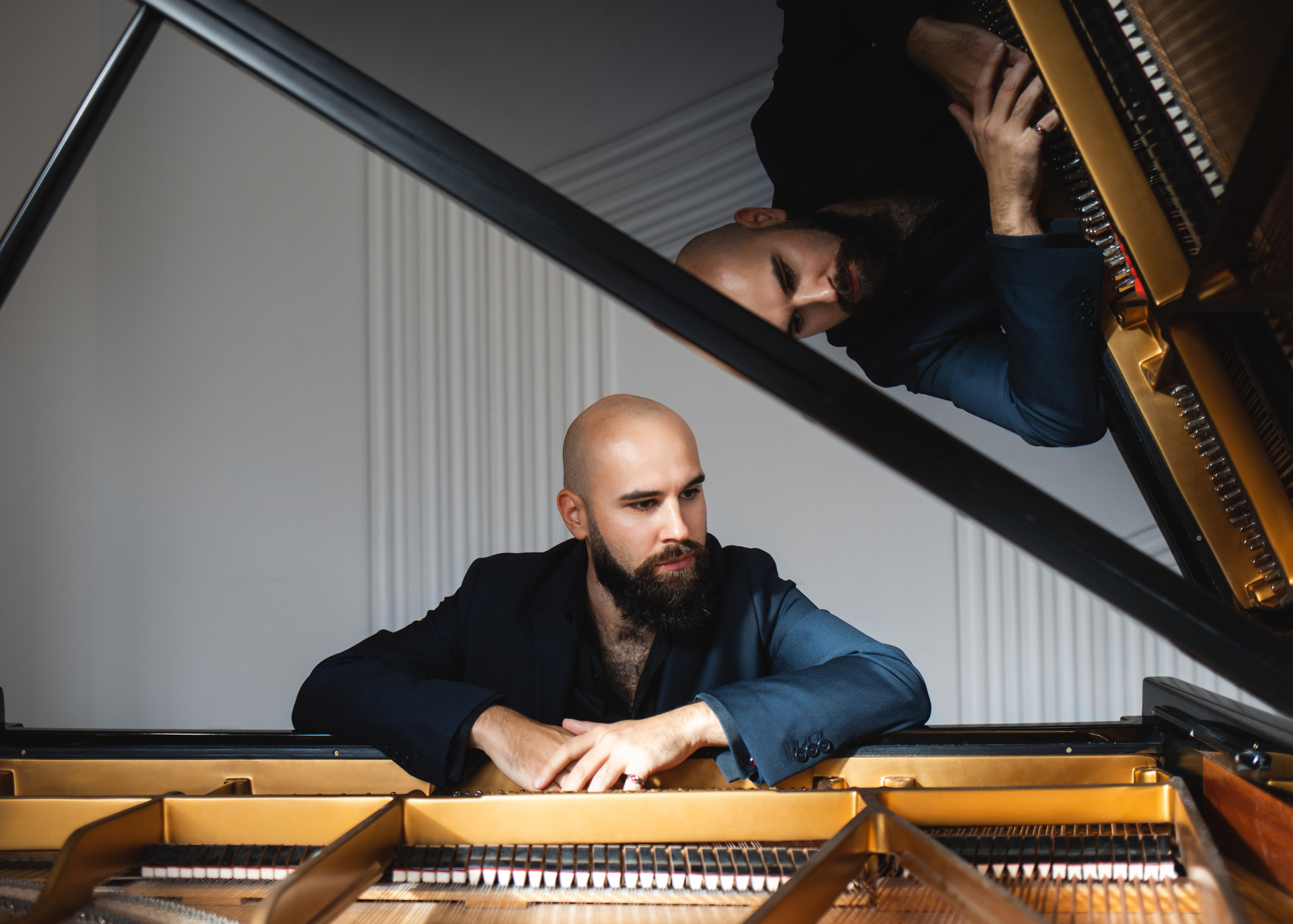 Marco pianist. Professional wedding photographer in Copenhagen, Denmark — Julia Byron