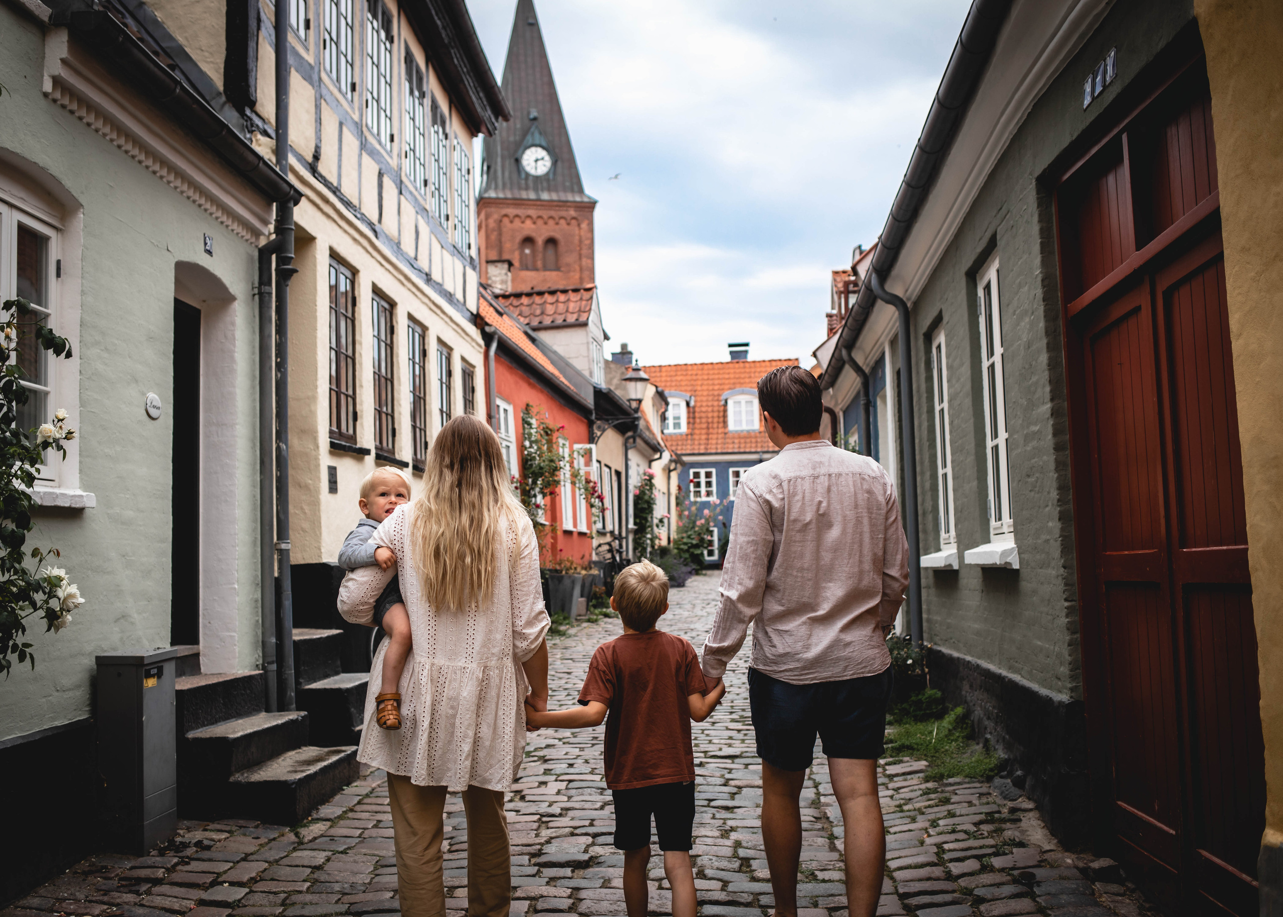 Aalborg. Professional wedding photographer in Copenhagen, Denmark — Julia Byron