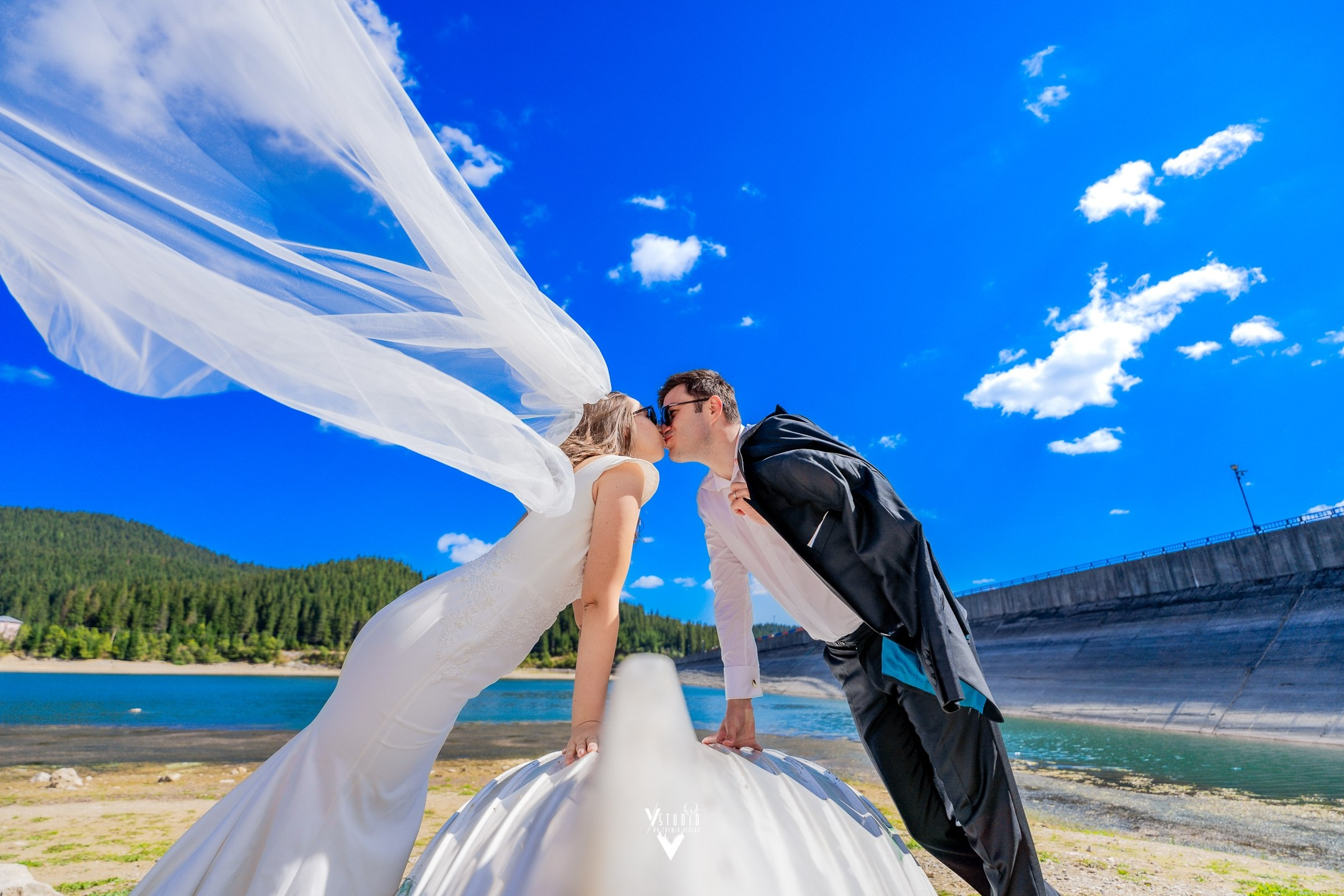 Fotografie de nunta. Cosmin Virlan - Fotograf de eveniment din Târgoviște