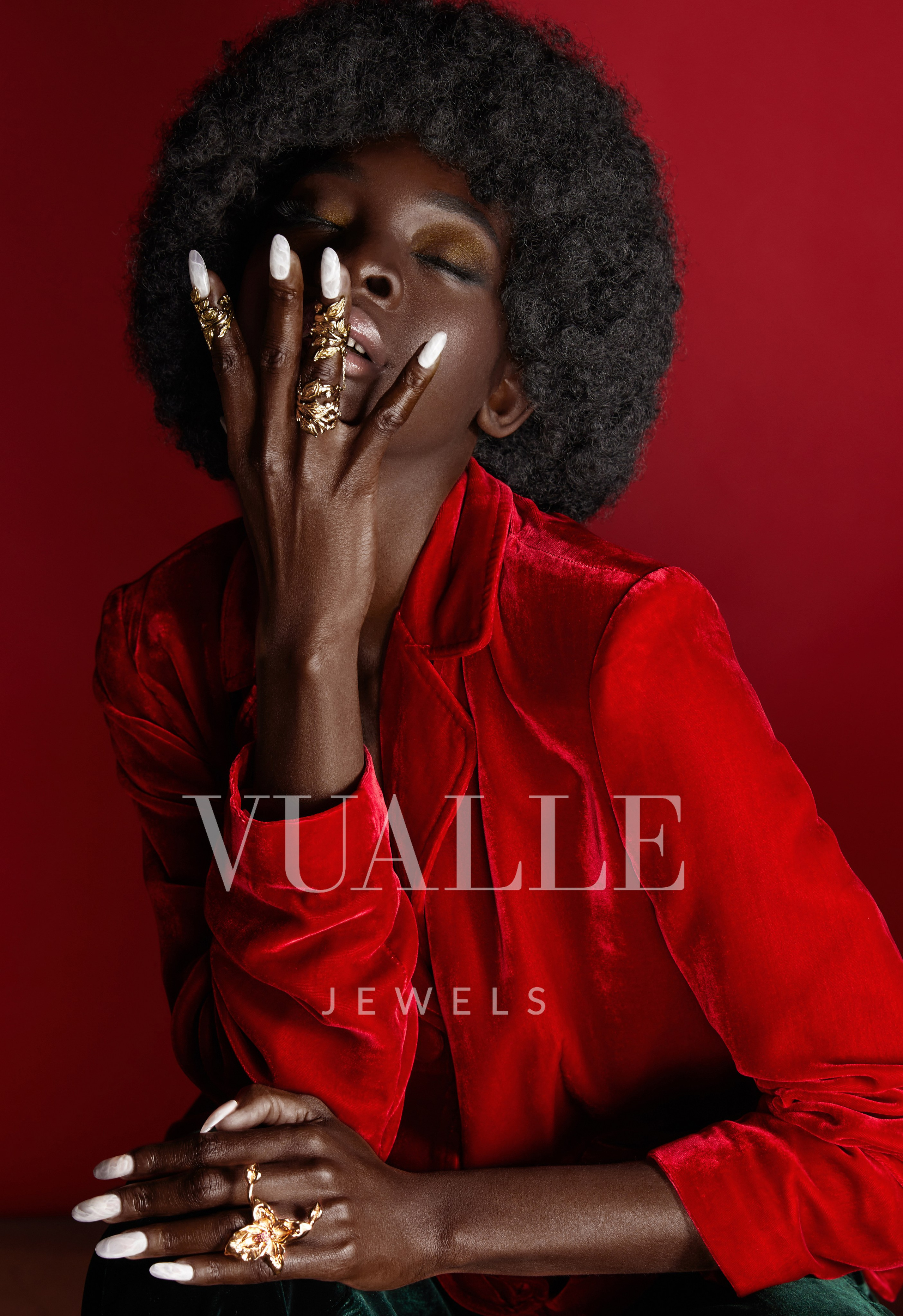 High-end beauty styling for professional photoshoot in Milan