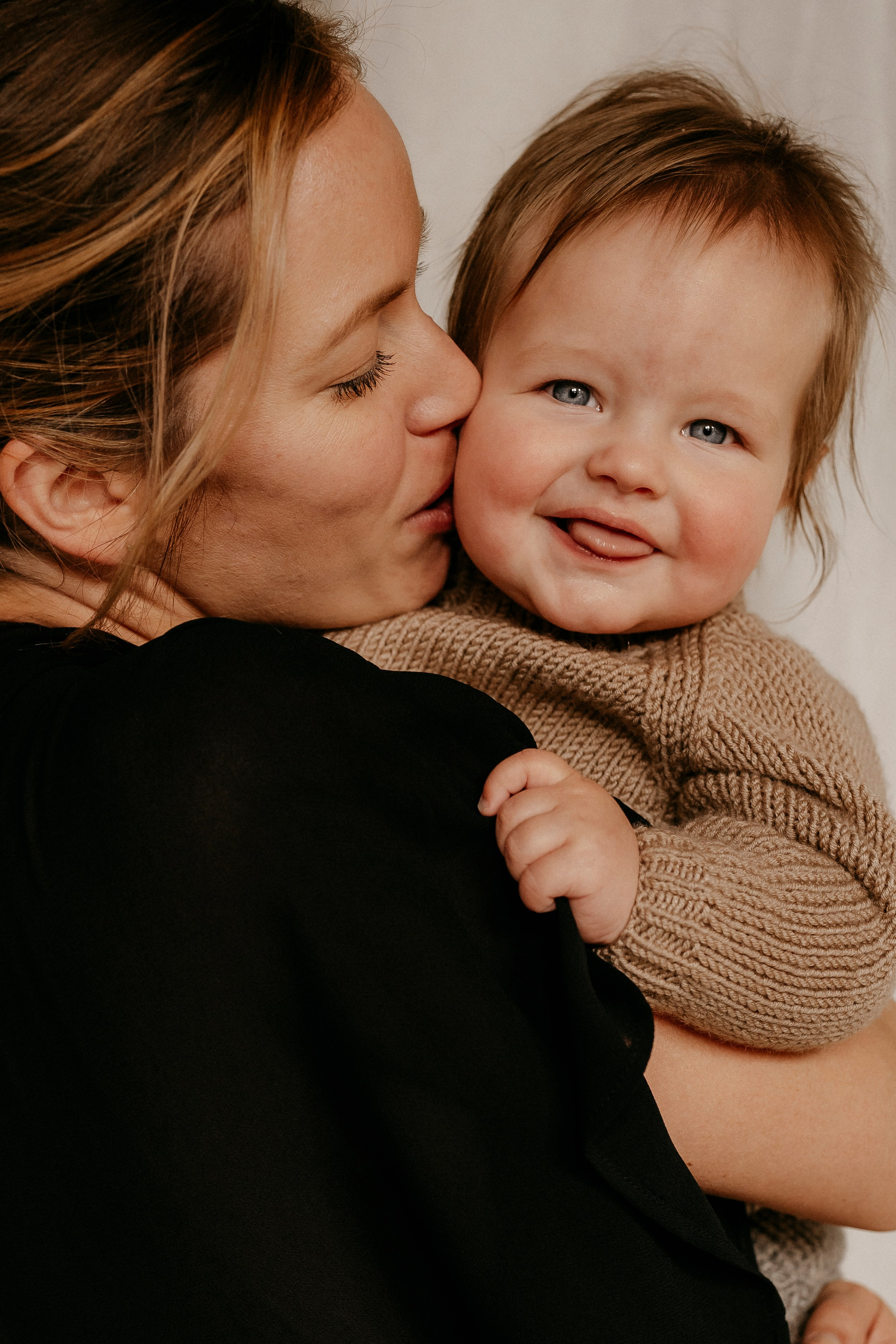 N + F. Modern maternity photographer in Long Island New York