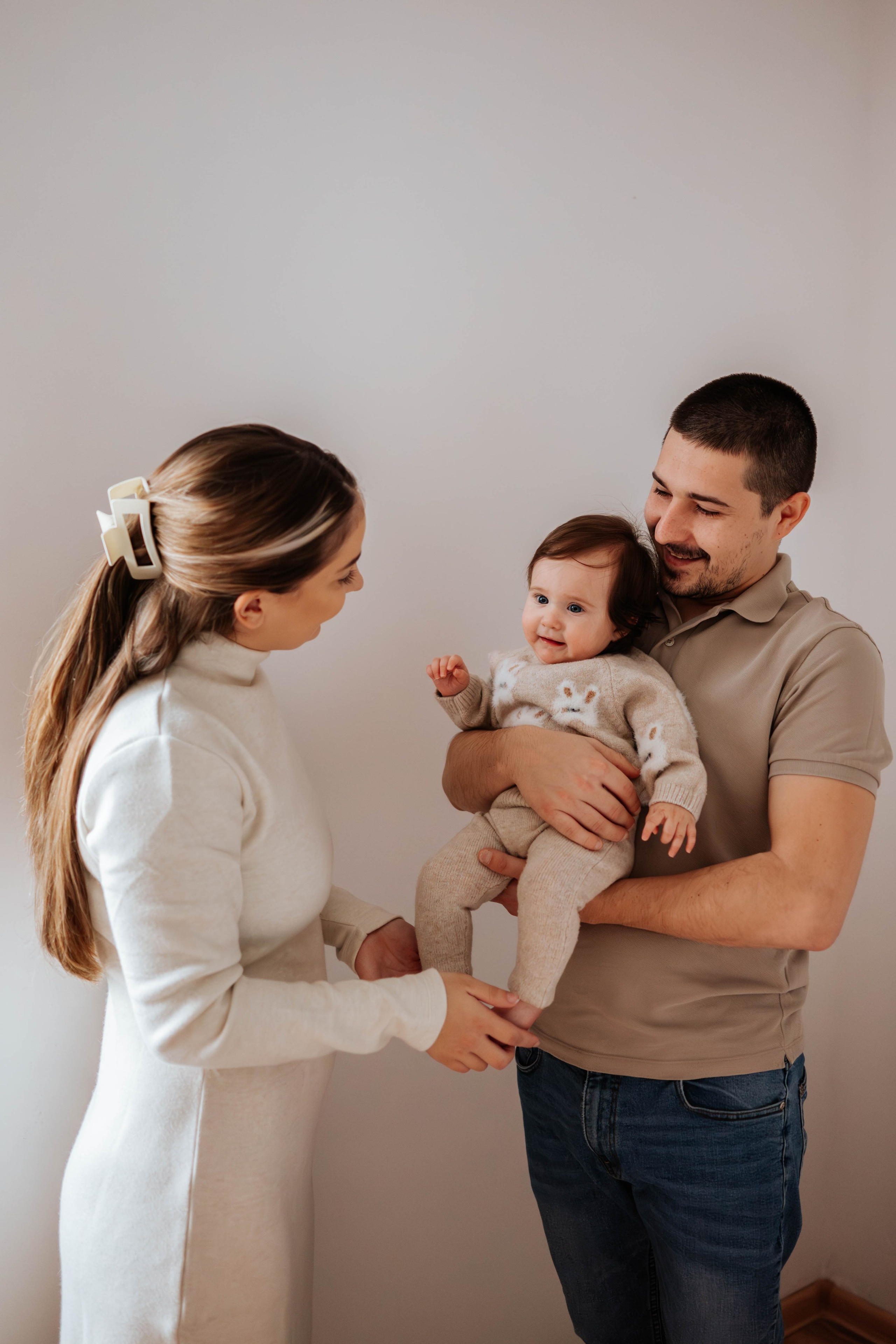 Maša - fotografisanje bebe kod kuće. Dečiji i porodični fotograf