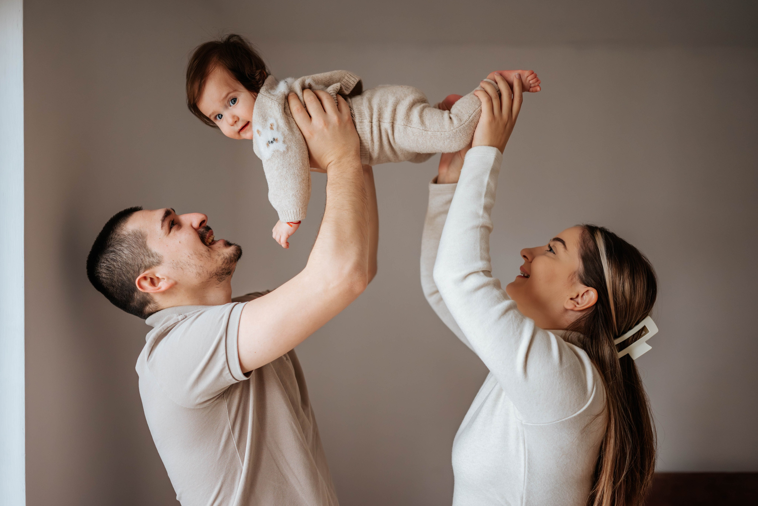 Maša - fotografisanje bebe kod kuće. Dečiji i porodični fotograf