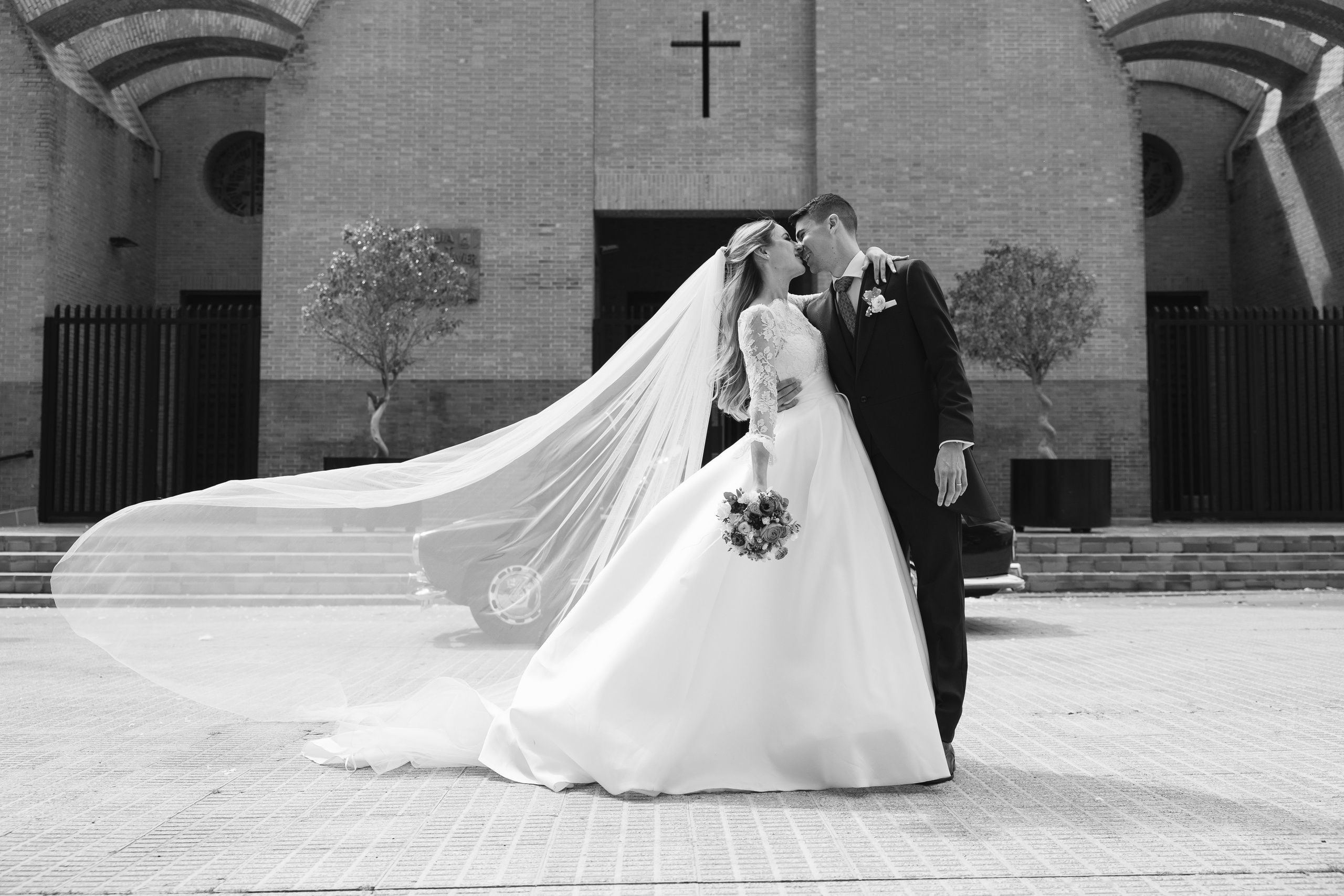 SFSFASFAFSA. Fotógrafo y Videografo de bodas y eventos