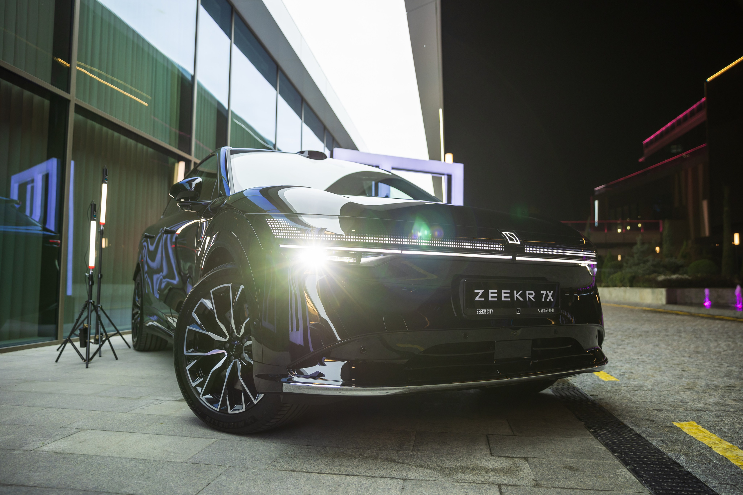 ZEEKR. Visa Fashion Tashkent. Профессиональная Фото-Видео Студия Геннадия Нестеренко | Ташкент и Весь Узбекистан