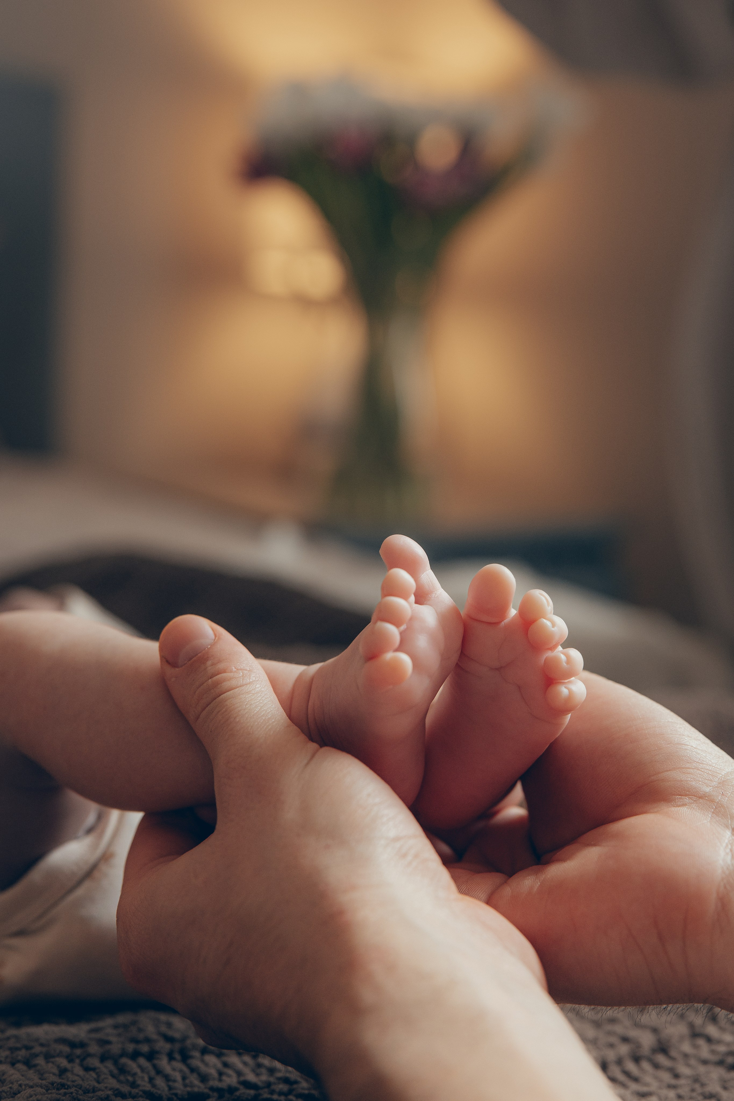 In-Home Baby Photoshoot. Family and children’s photographer and videographer in Chicago