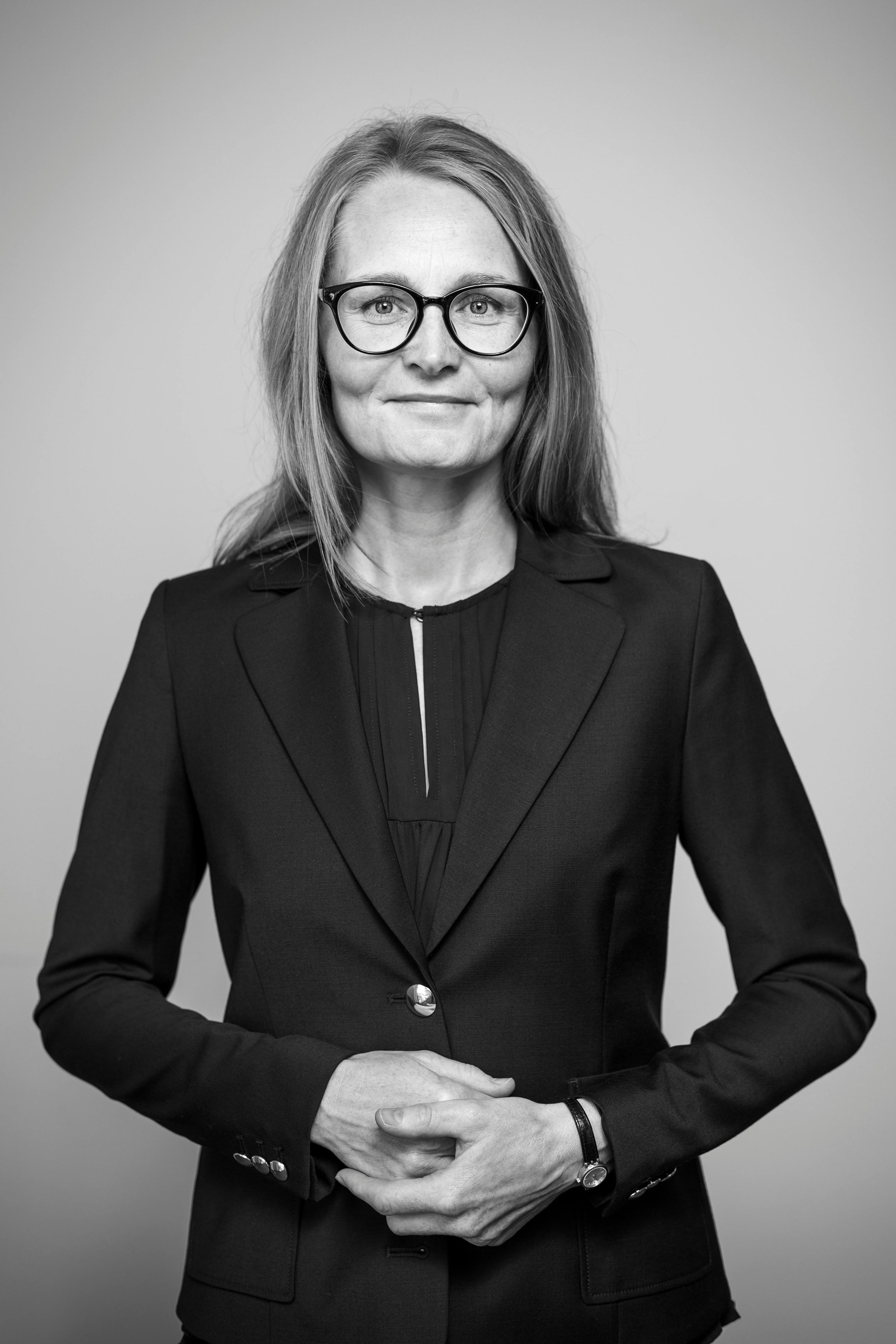 Business Portraits. UK Football Match Reports & Editorial Photos — DataCo/Agency Captions & Clean Metadata