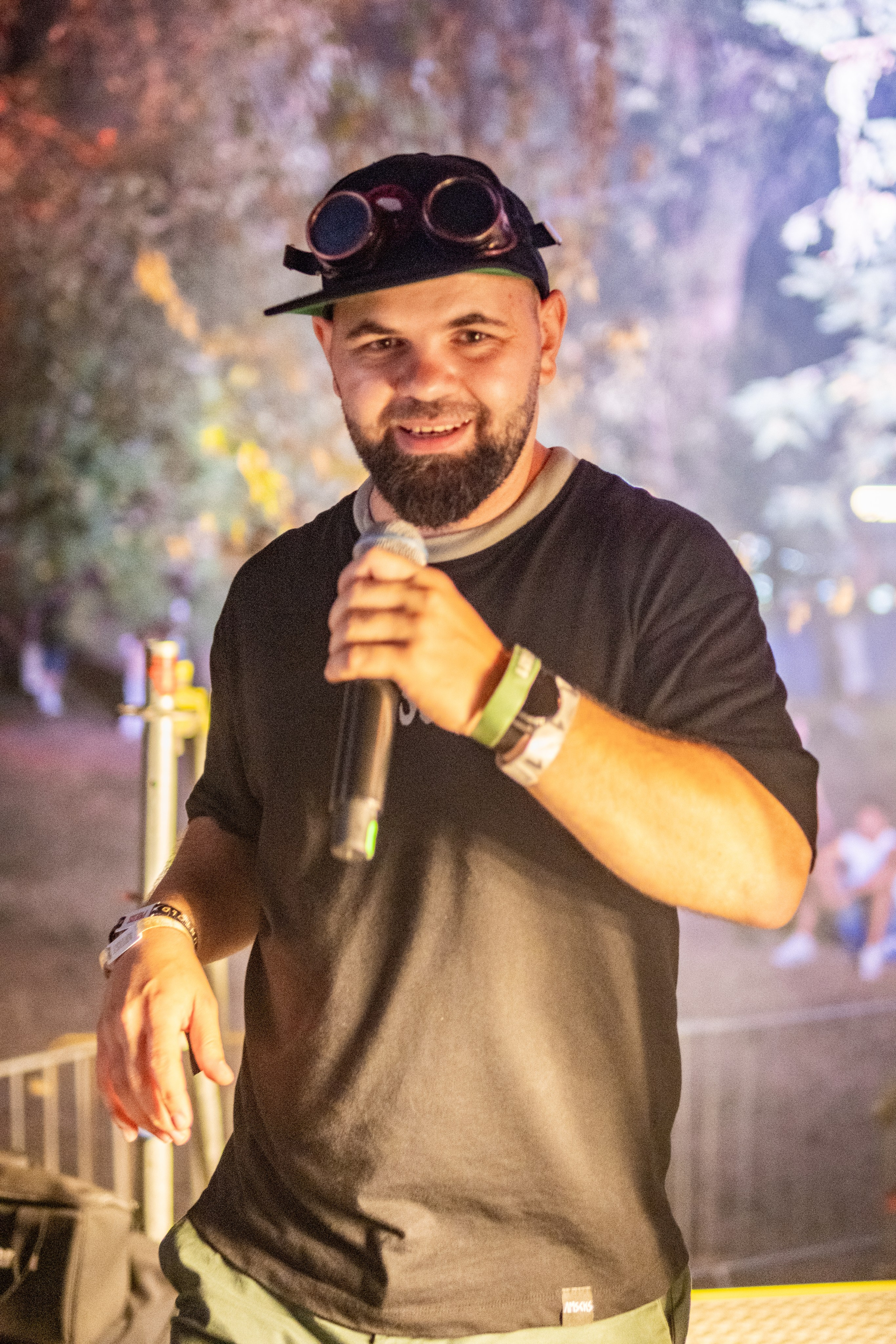 UNTOLD ONE, DAY 1 — Generații și abordări diferite, dar la sfârșitul zilei, totul e despre muzică. Apostu Adrian