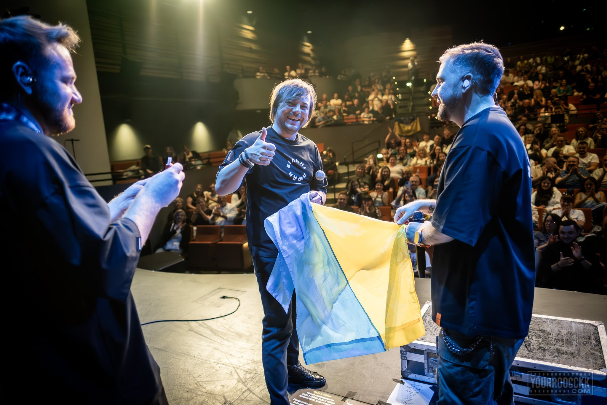 BEZ OBMEZHEN | SACRAMENTO. Reportage concert portrait photography in the San Francisco Bay Area