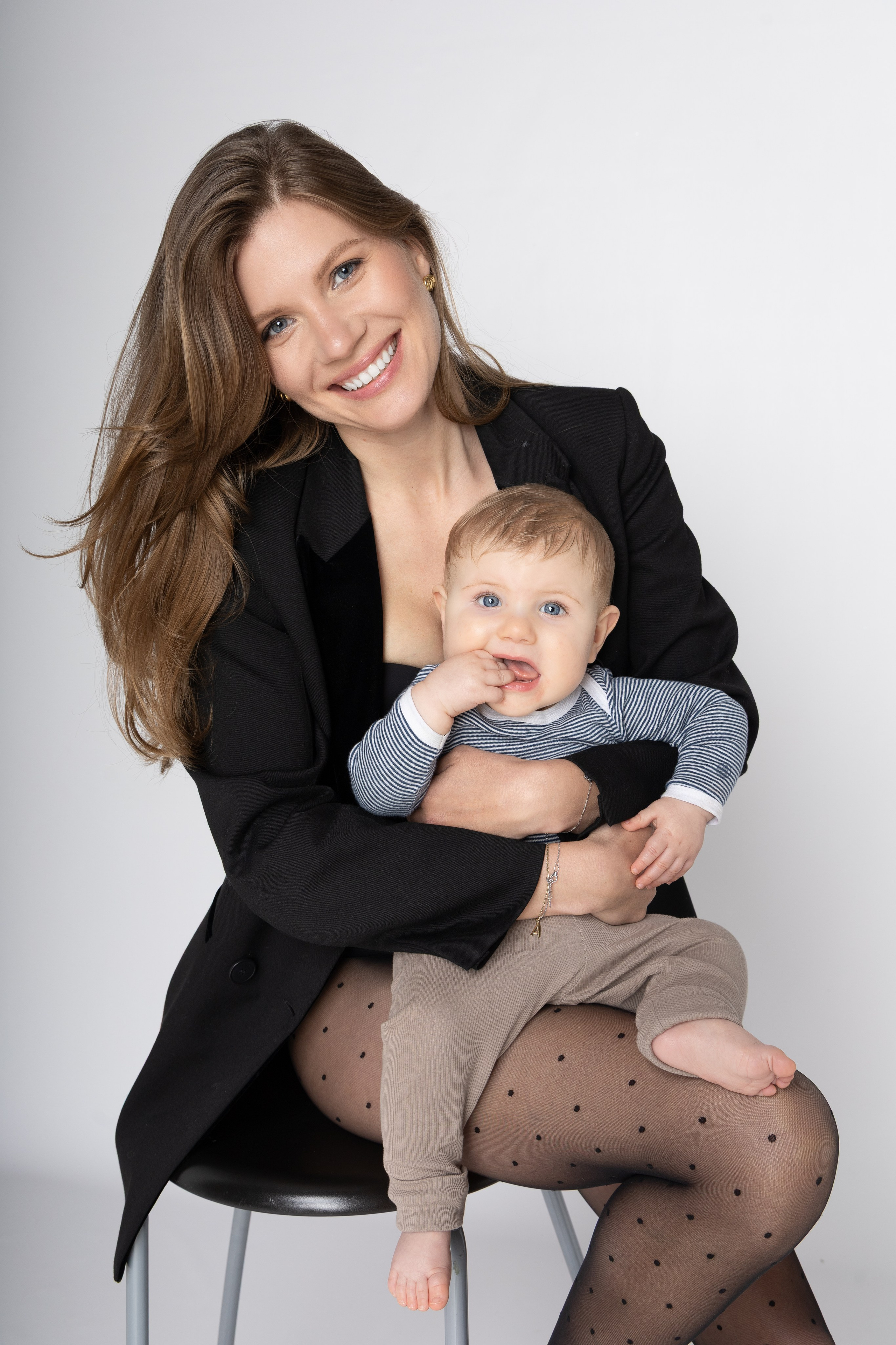 Séance photo maternité. Photographe de mariage et de portrait dans le Tarn, Toulouse et en Occitanie