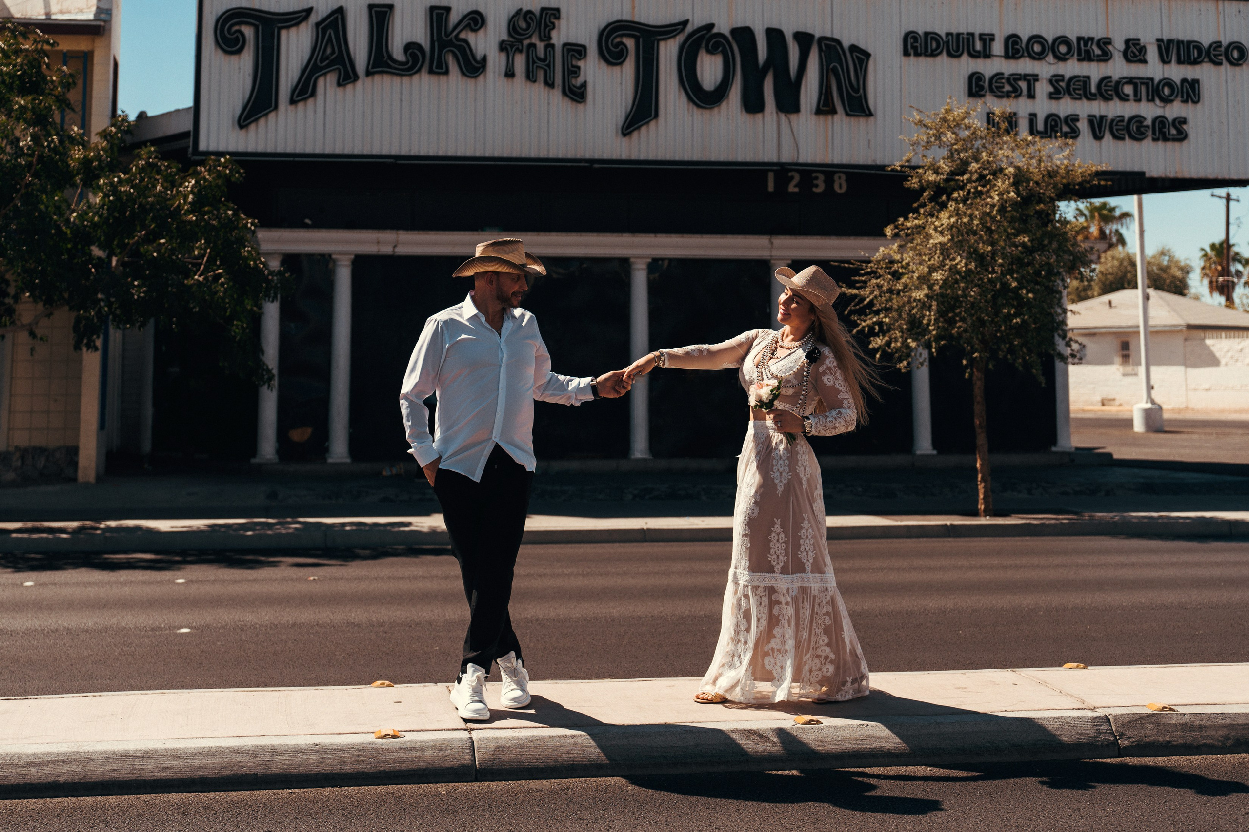 Oksana&Janusz. Wedding & elopement photographer Viktoriya Kravtsov. Las Vegas