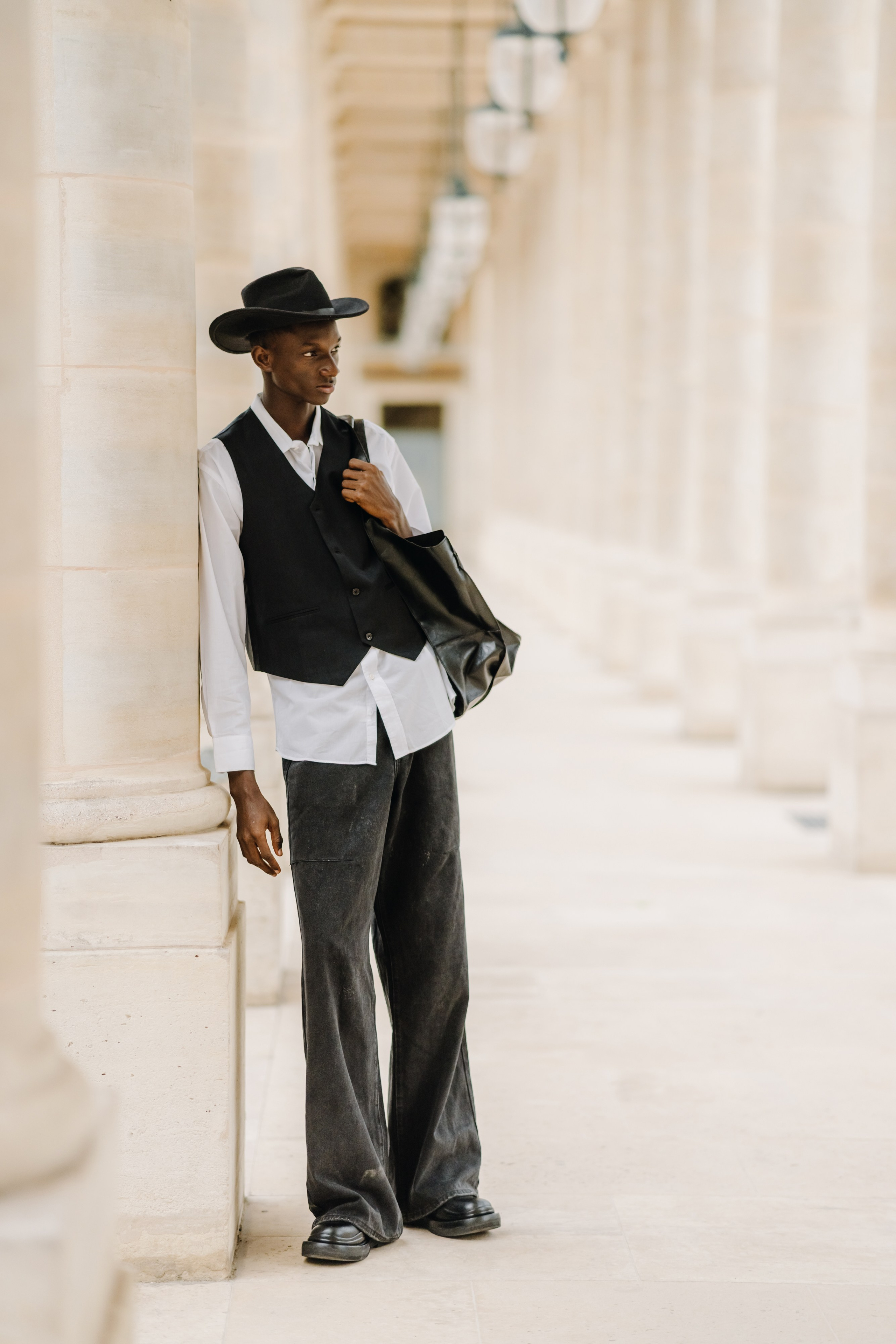 Street Editorial. Ilia Pisarenko — Fashion & Street Photographer in Paris