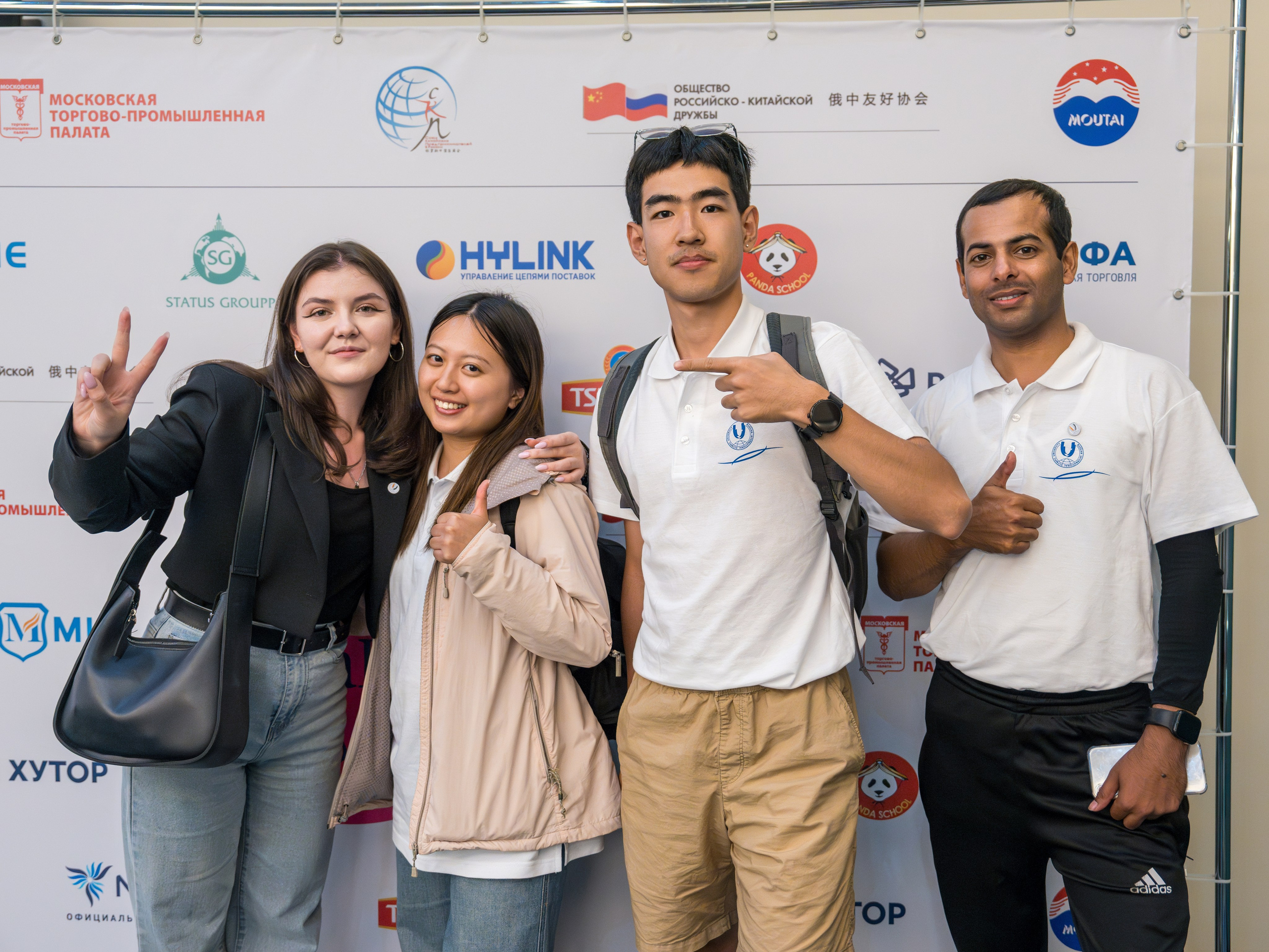 ChinaRosaFest 2024. Репортажный фотограф в Красной Поляне и Сочи Павлюченко Екатерина