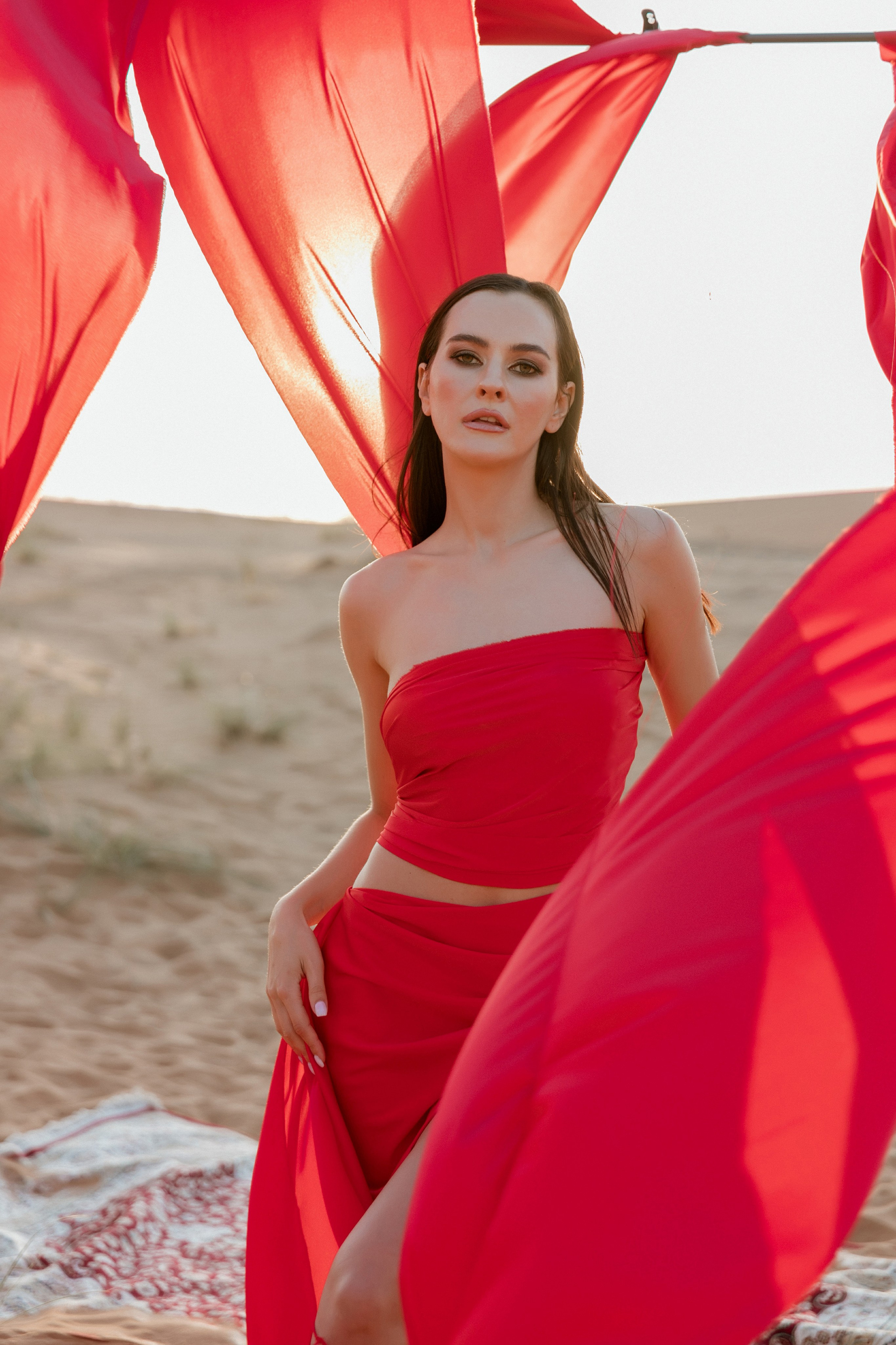 Tamara. Behind the red curtain. Портретний та весільний фотограф Надія Онода