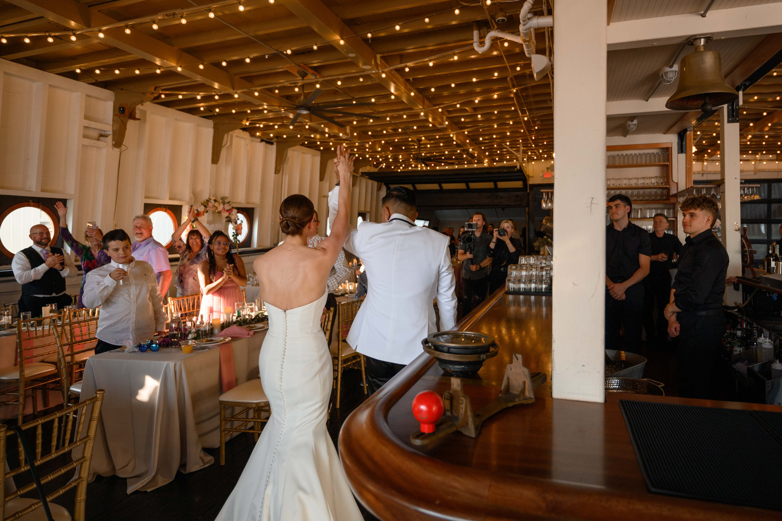 Kevin & Katie. Wedding & portrait photography in the Seattle Area. Helen Michelle photographer