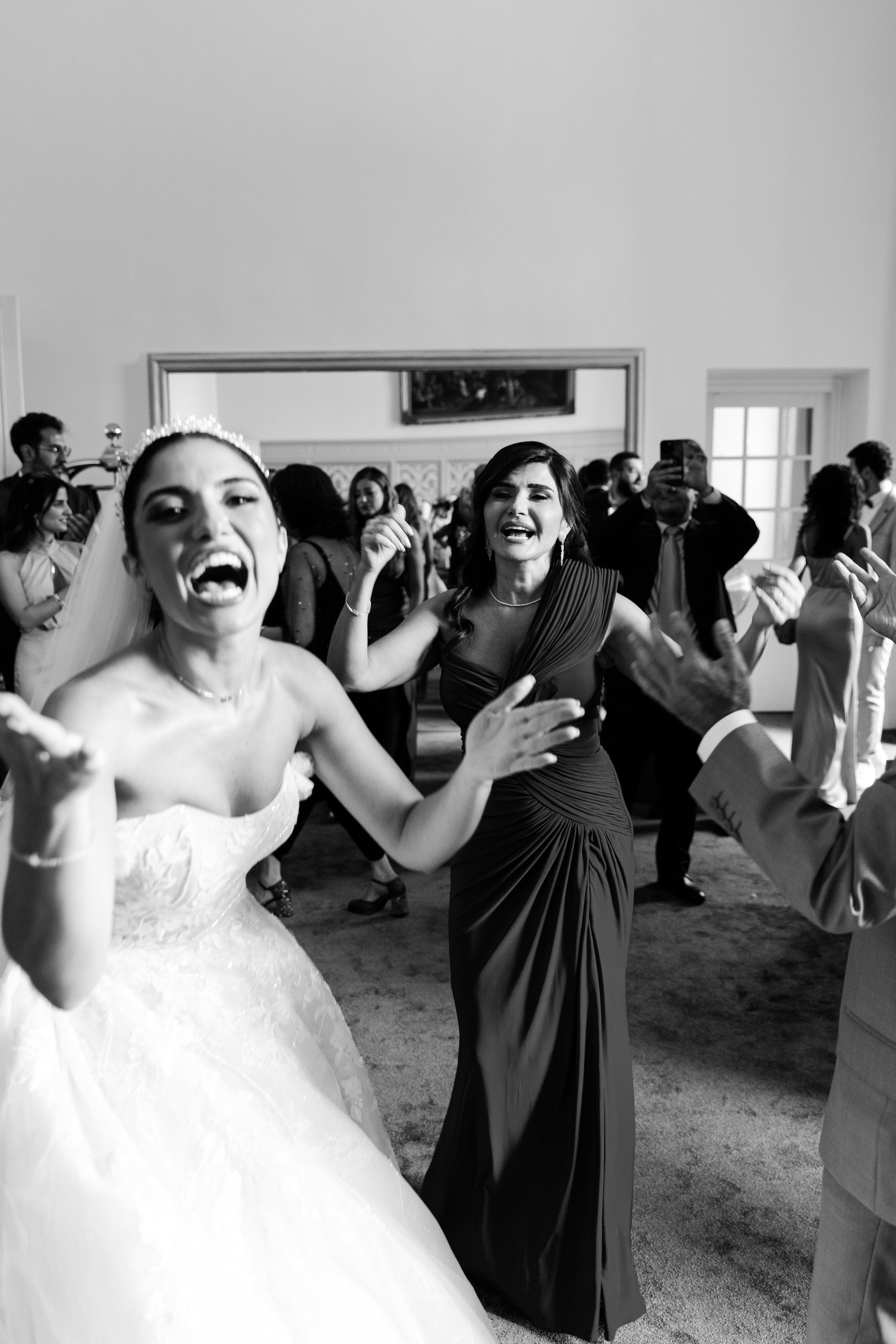 Chloe & Romeo. Photographer in Paris