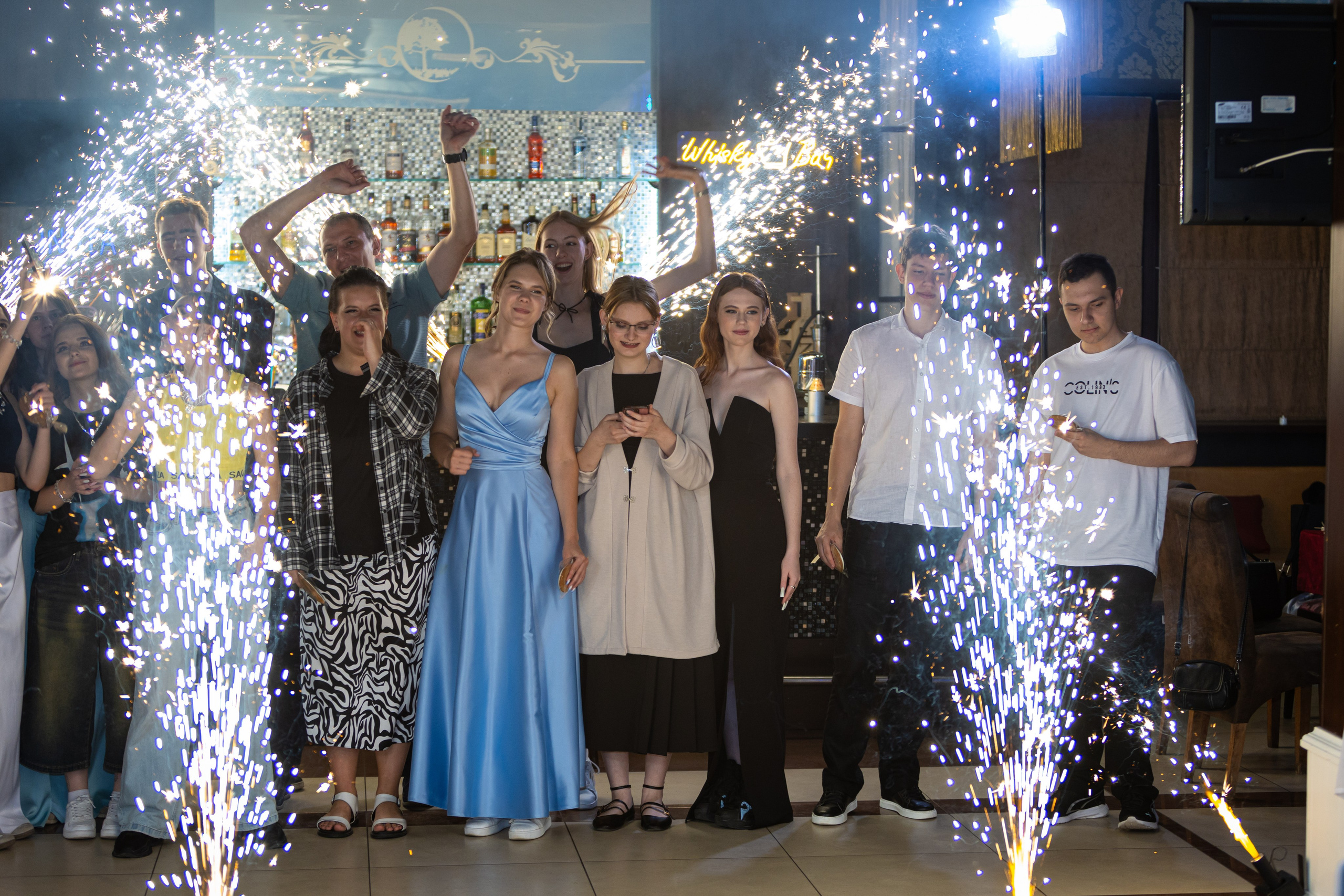 Пример фотосессии последний звонок и выпускной 11А, все в куче по очереди