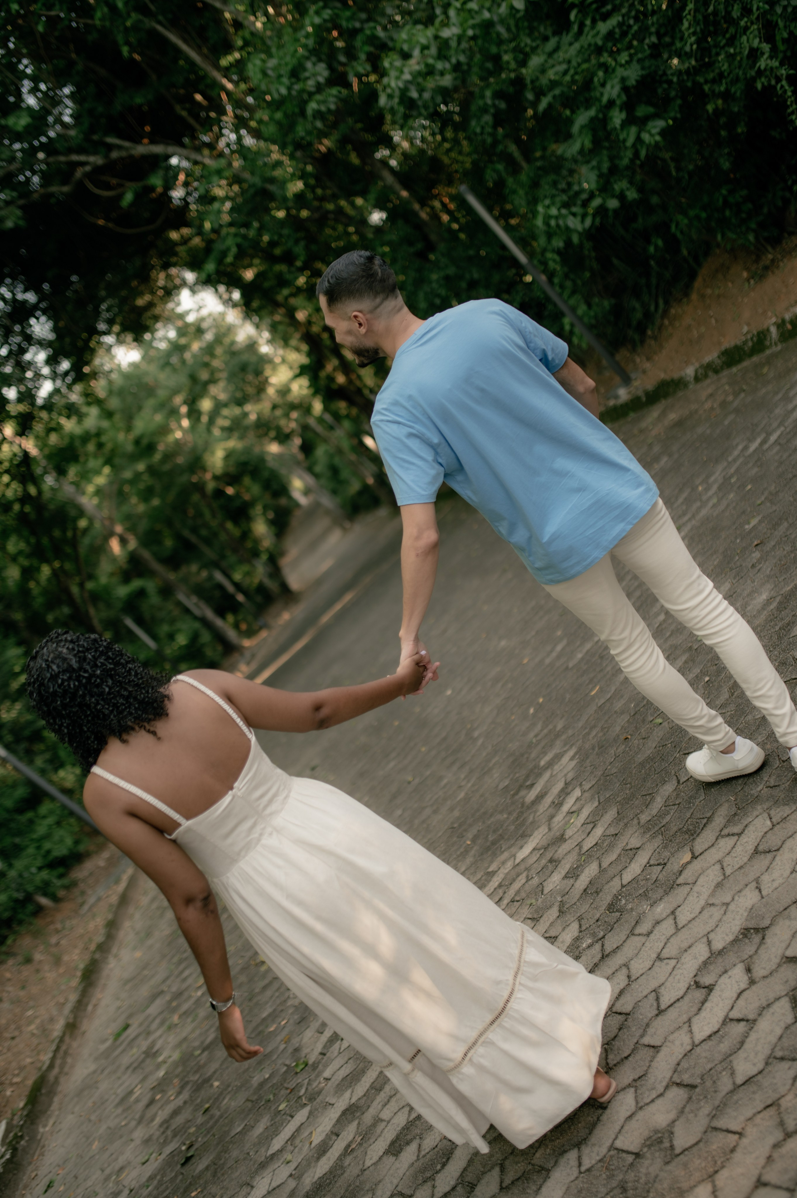 Larissa & Adivani | Serra-ES. Lembrar não é só ver. É sentir de novo