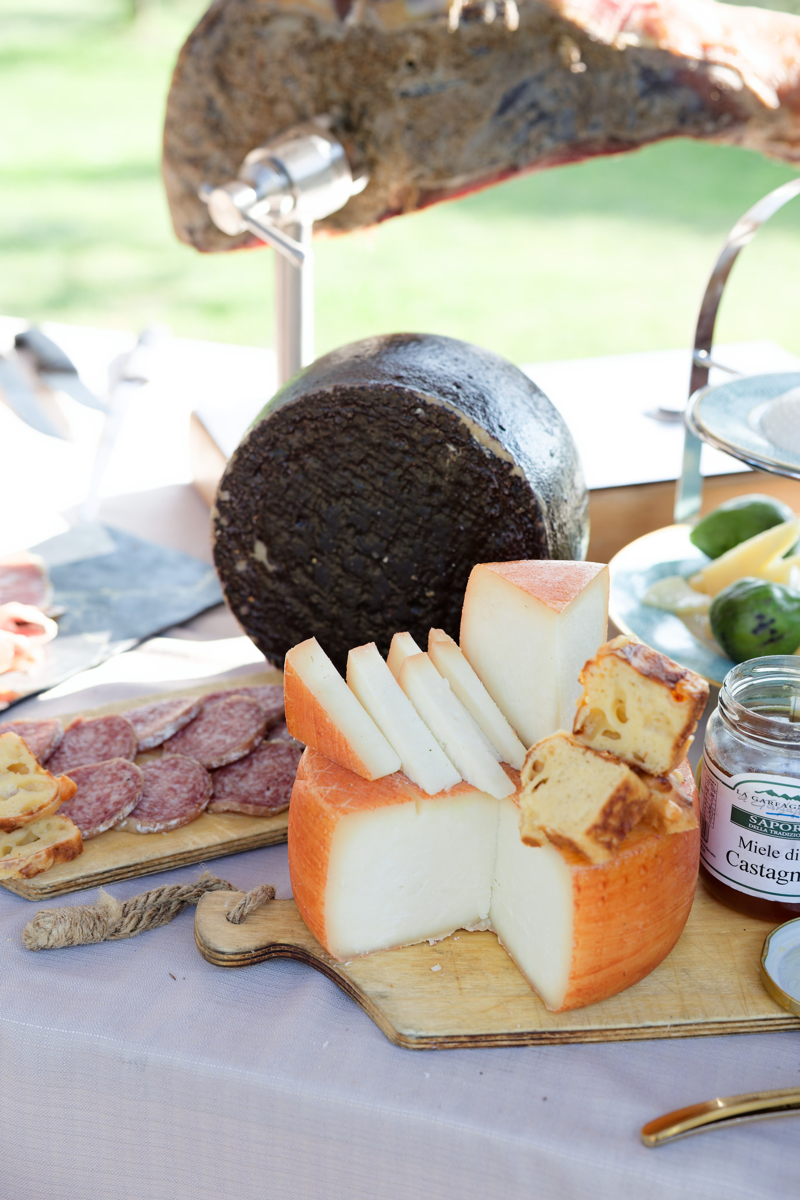 Wedding at Borgo Bastia Creti, Umbria