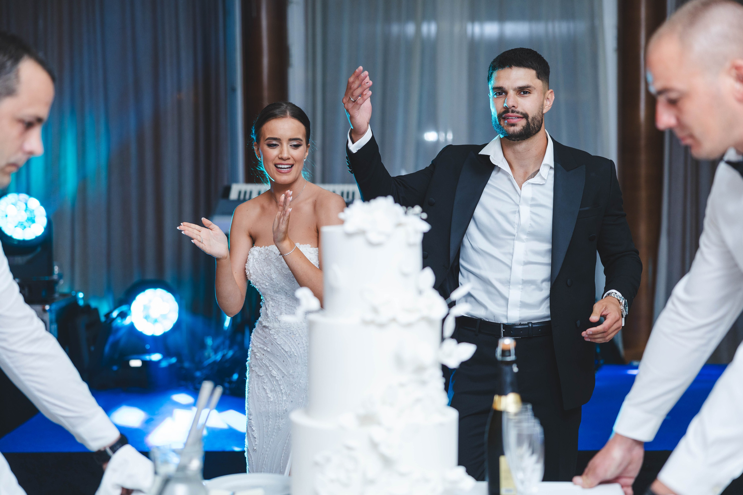 VUK I ANDJELA. Wedding photographer Nermin Kajosevic