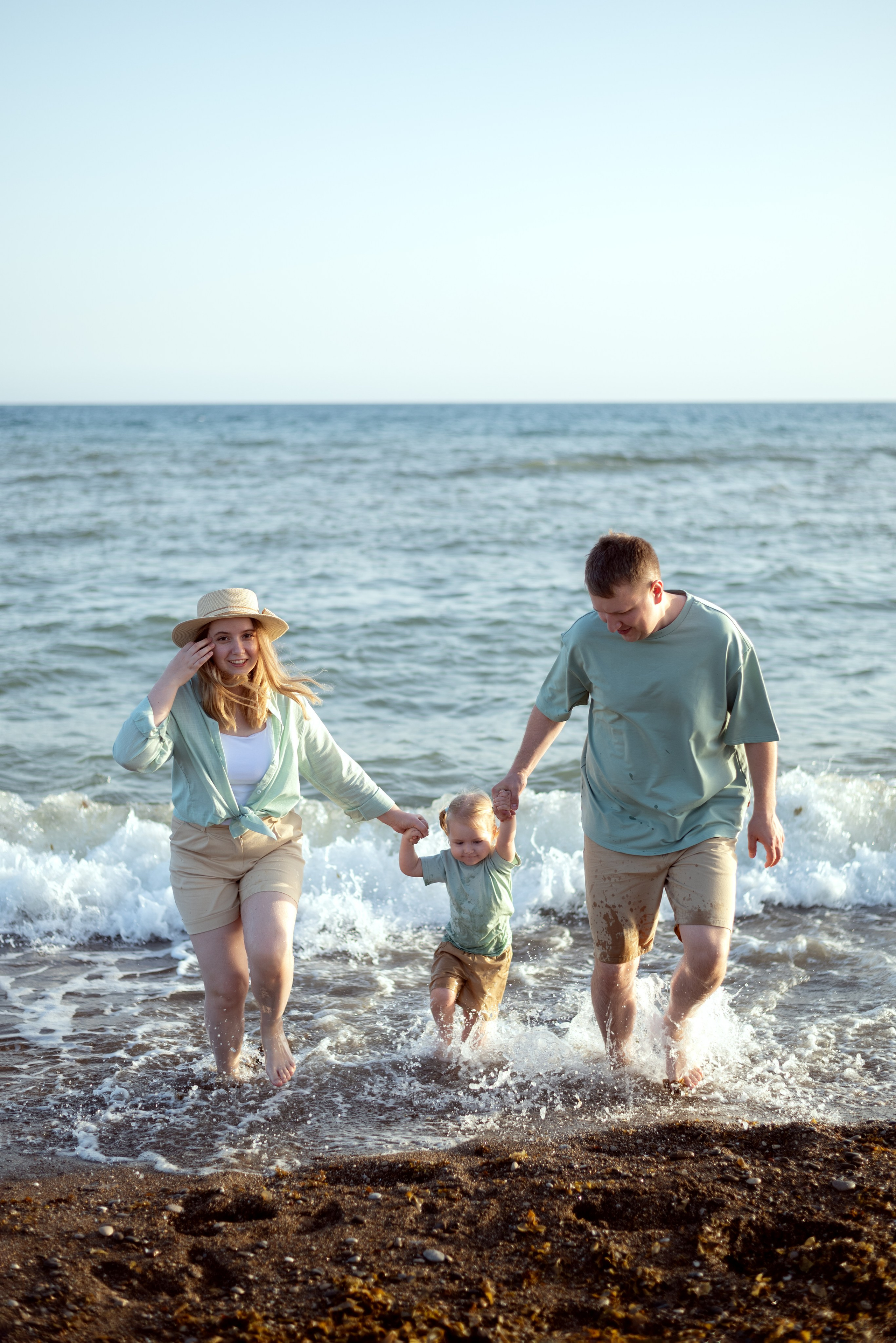 Семейная фотосессия на пляже в Белеке. Фотограф Анталия, Кемер, Белек, Сиде Дарья Кая