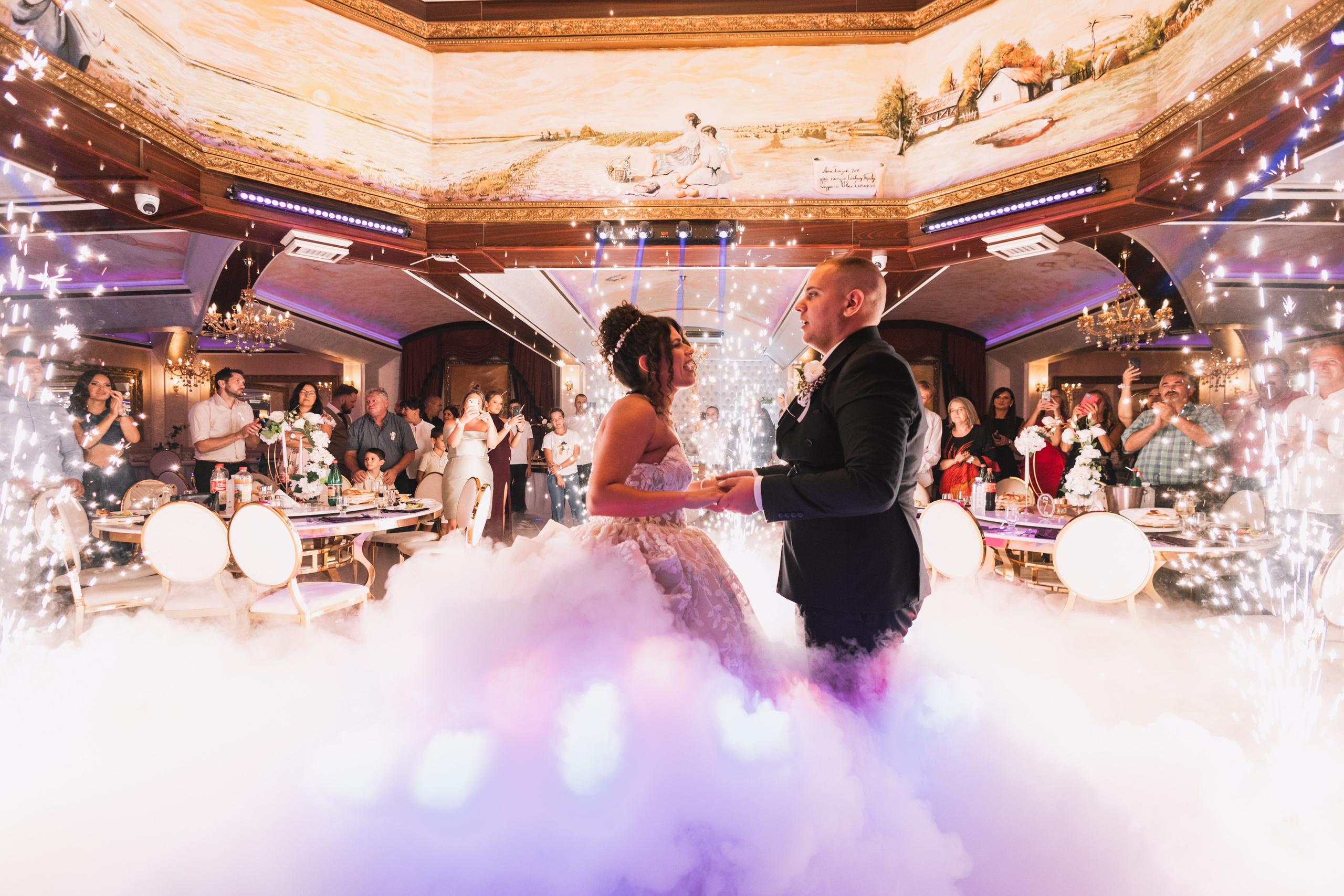 Anja i Milan. Fotografisanje venčanja i svadbi - Vijatov Studio