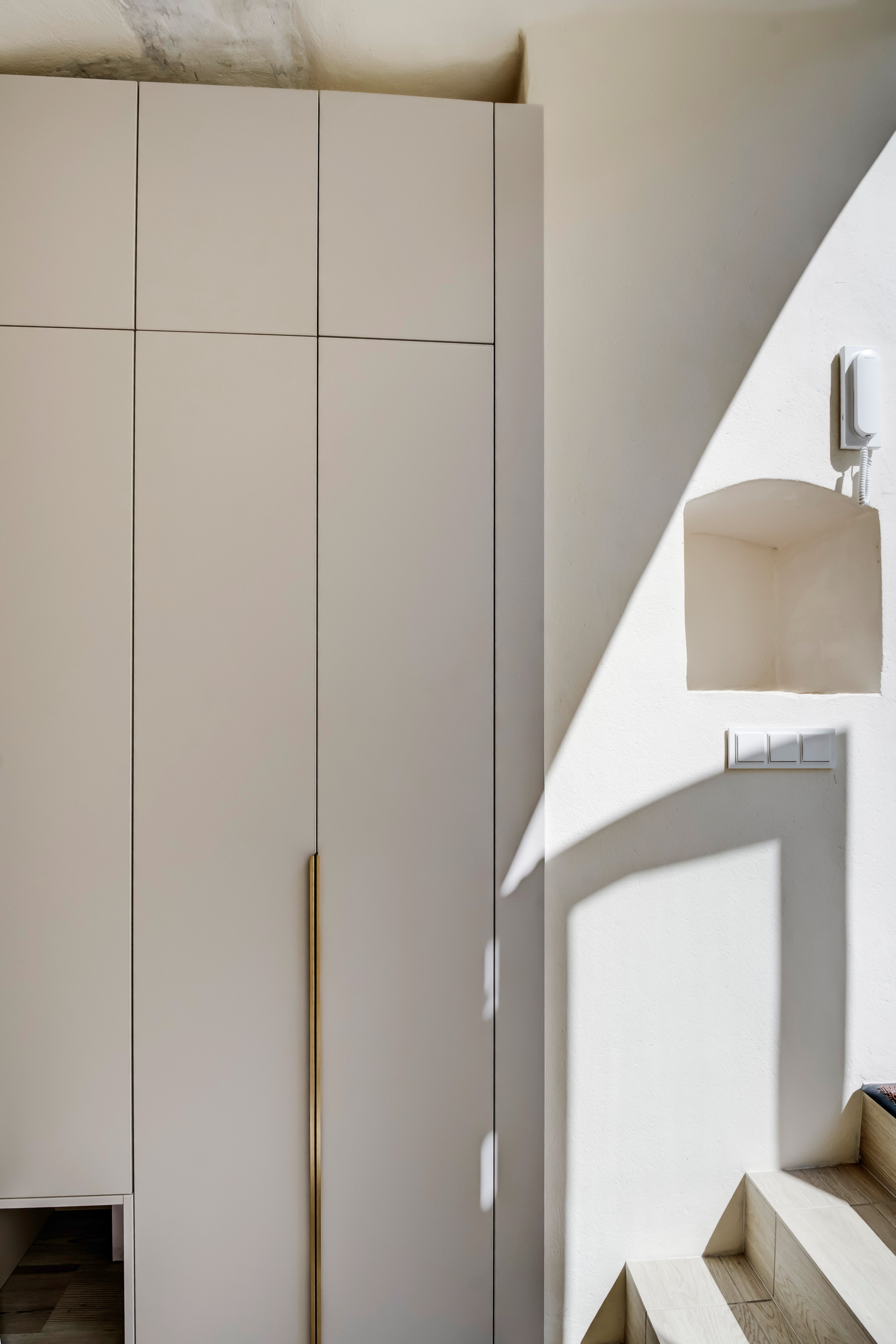 Teatro g. 7 , Vilnius. Elina Sapiega fotografė Vilniuje