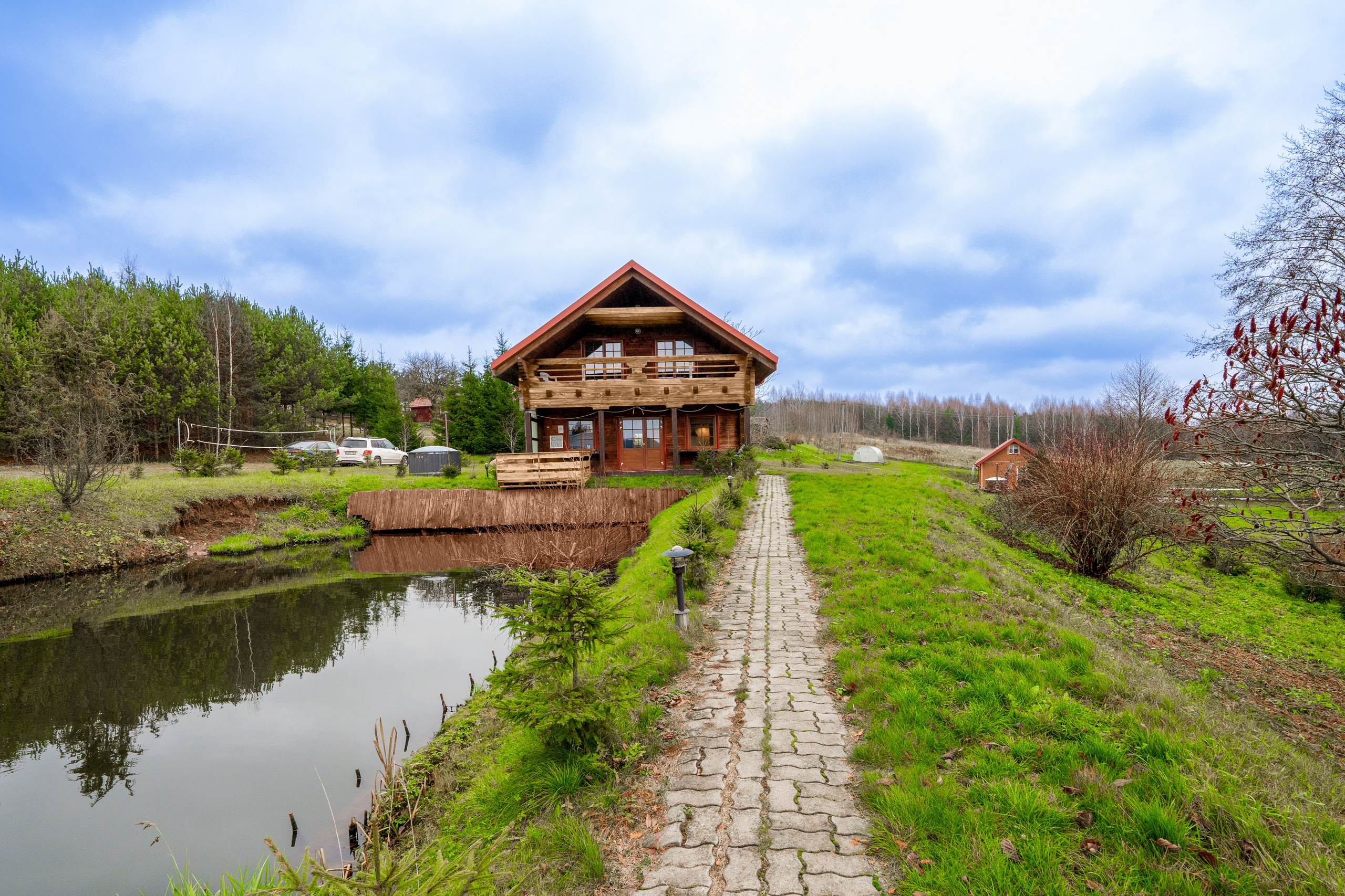 Trakų raj. sodyba. Elina Sapiega fotografė Vilniuje
