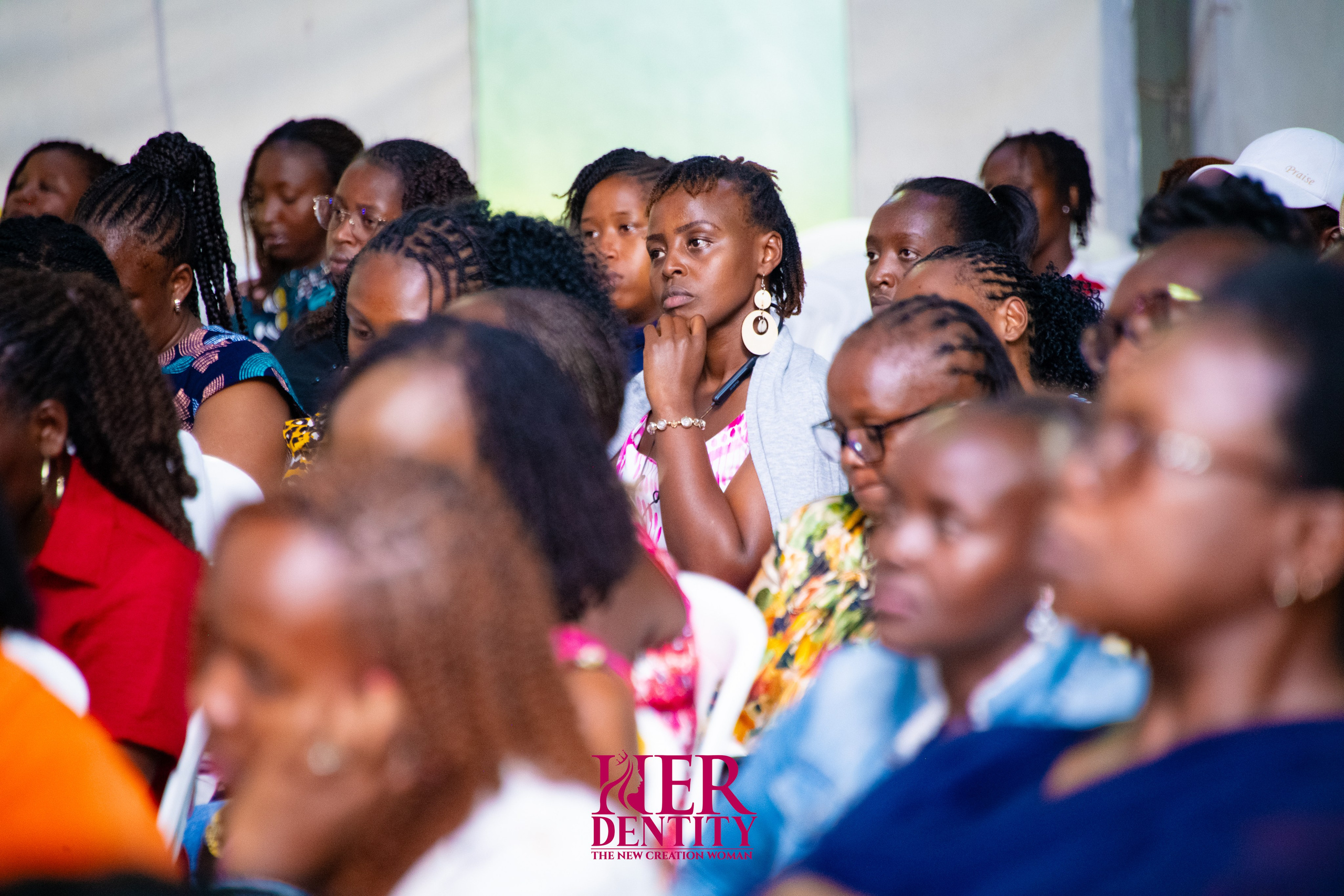 LADIES MINISTRY. Pastor Morris