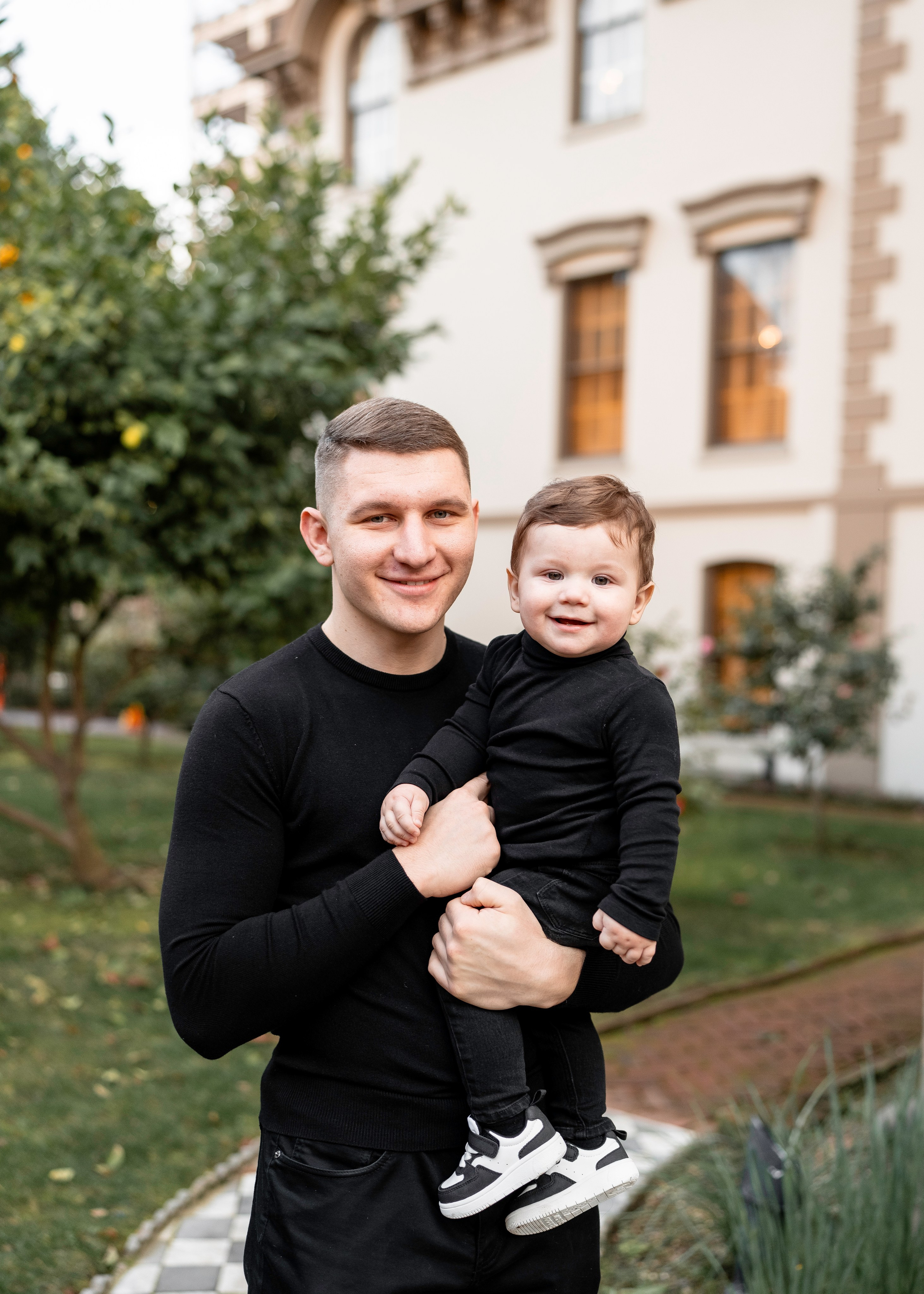 Artem, Nadia & Elisha. Family photographer in Sacramento | Sofia Pavenko