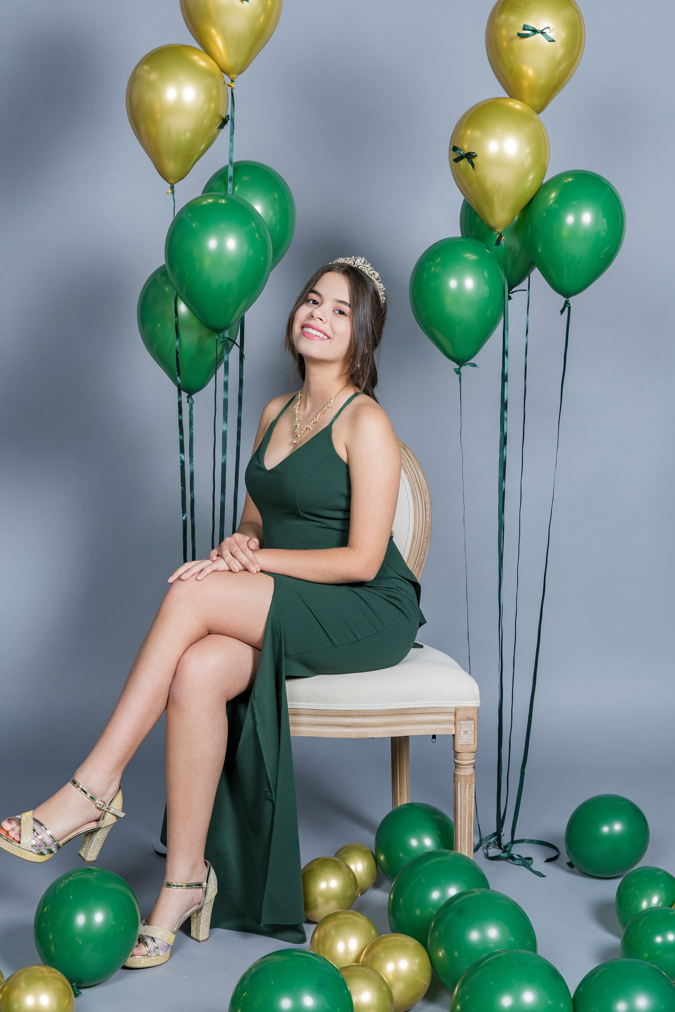 Sesión de Fotos de Cumpleaños en Madrid | Smash Cake, 15, 19, 40 Años – Rainbox Estudio. Rainbox Estudio de Fotografía