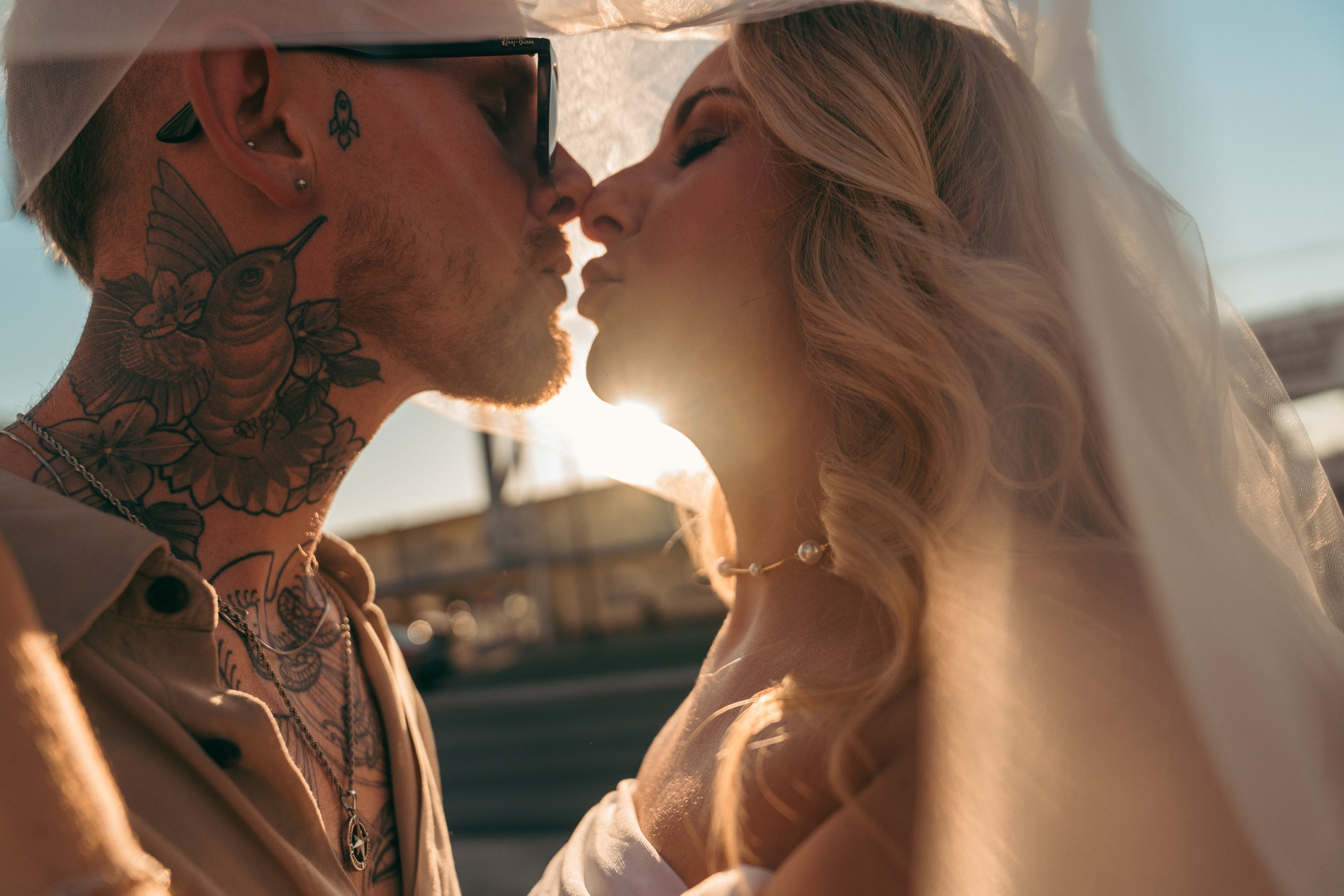 Nia& Joe. Wedding & elopement photographer Viktoriya Kravtsov. Las Vegas