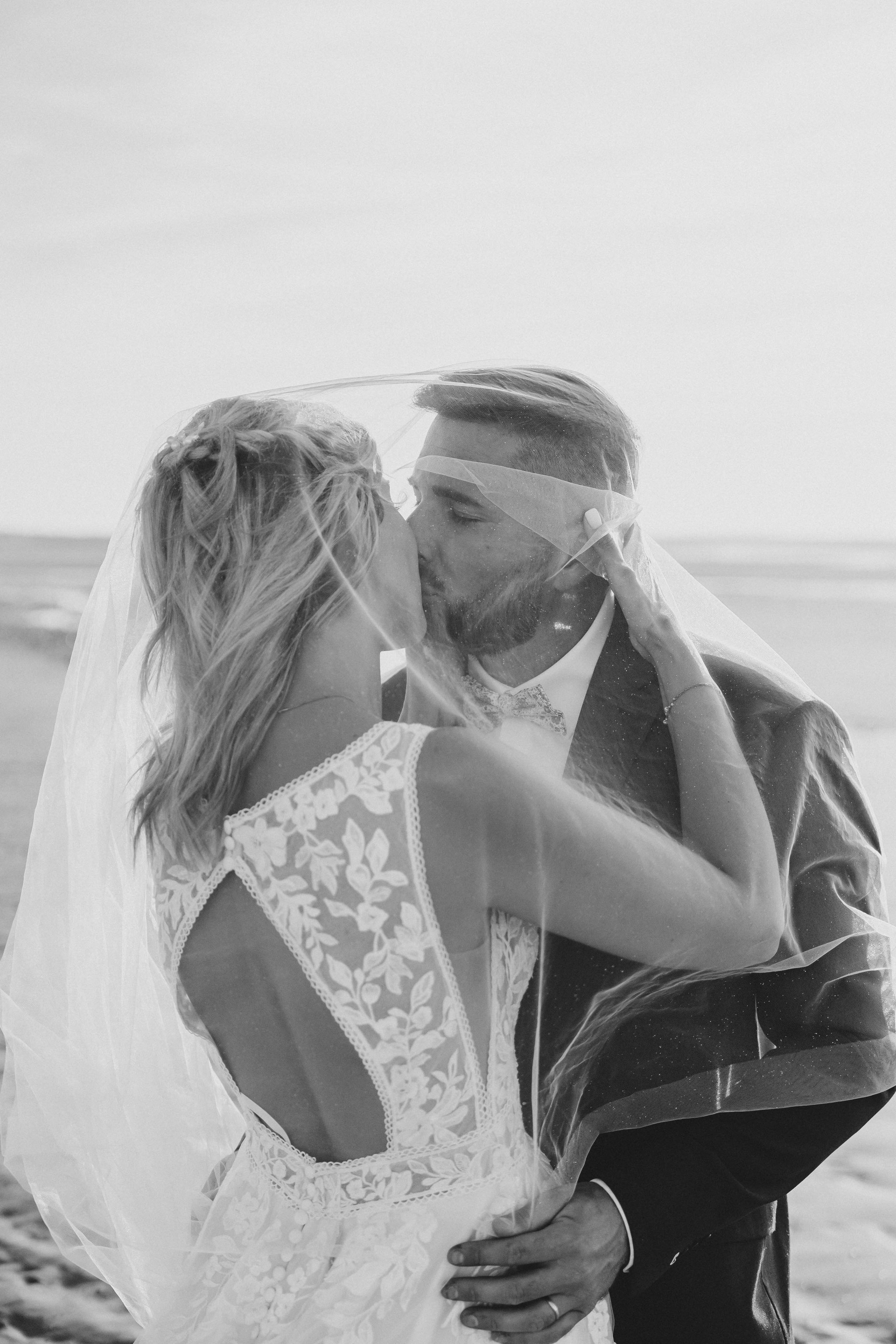 Océane & Pierre. Weeding photographer / event / portrait