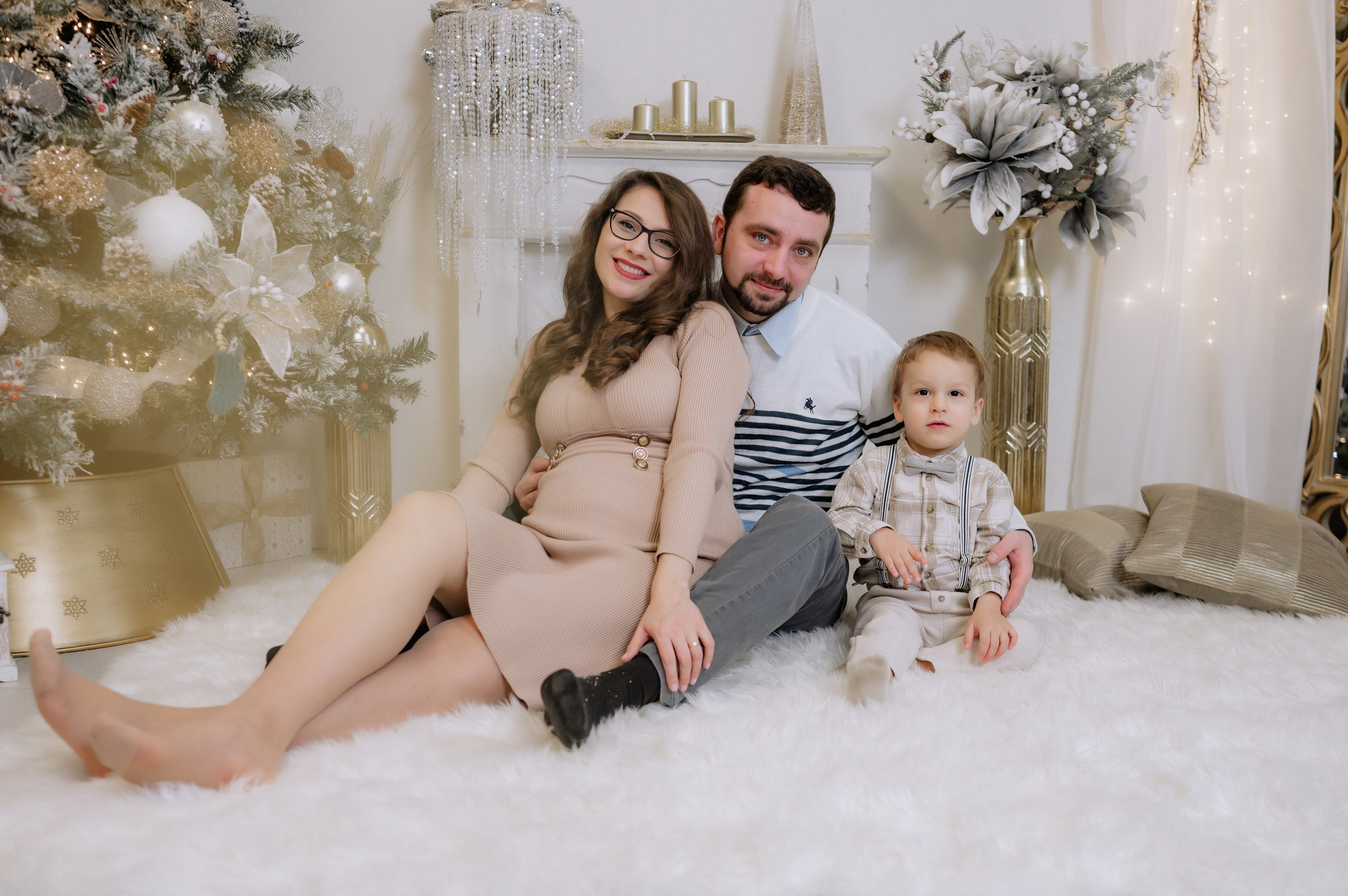 Sedinta foto craciun. Proud Vision Weddings | Wedding Photography & Film — Servicii profesionale Foto Video Nunta Iasi