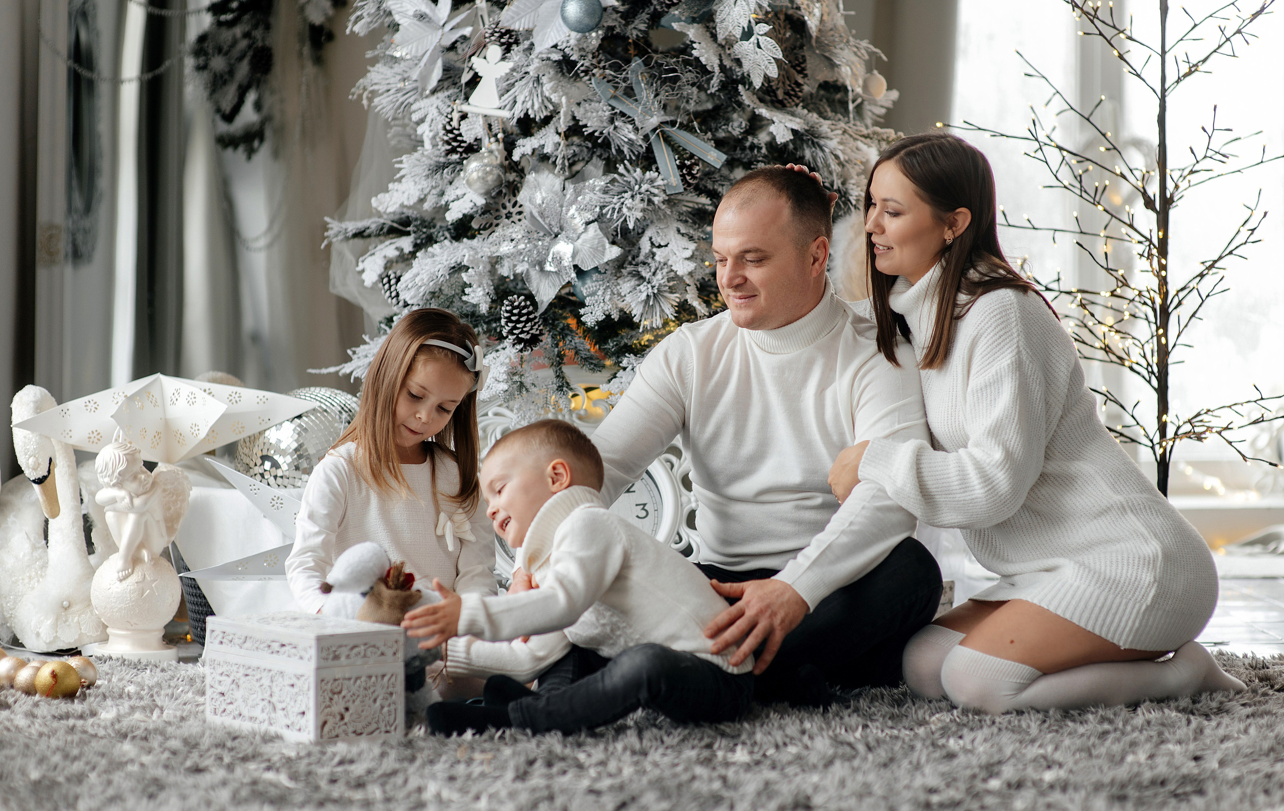 New Year Happy Family. Wedding photographer from Moldova Alexey Chipchiu