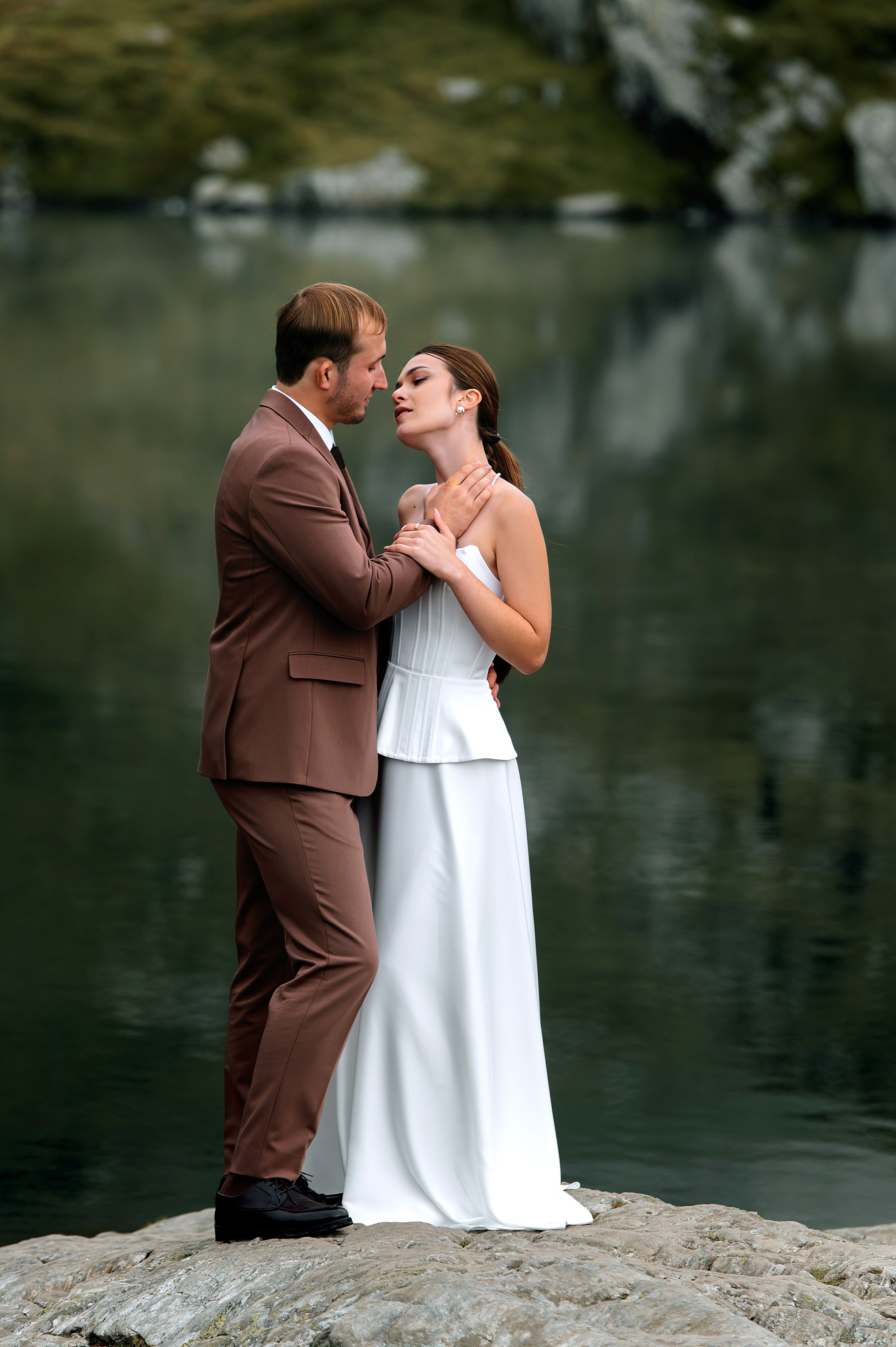 Lacul Bâlea, România. Victoria & Grigorie. Wedding photographer from Moldova Alexey Chipchiu