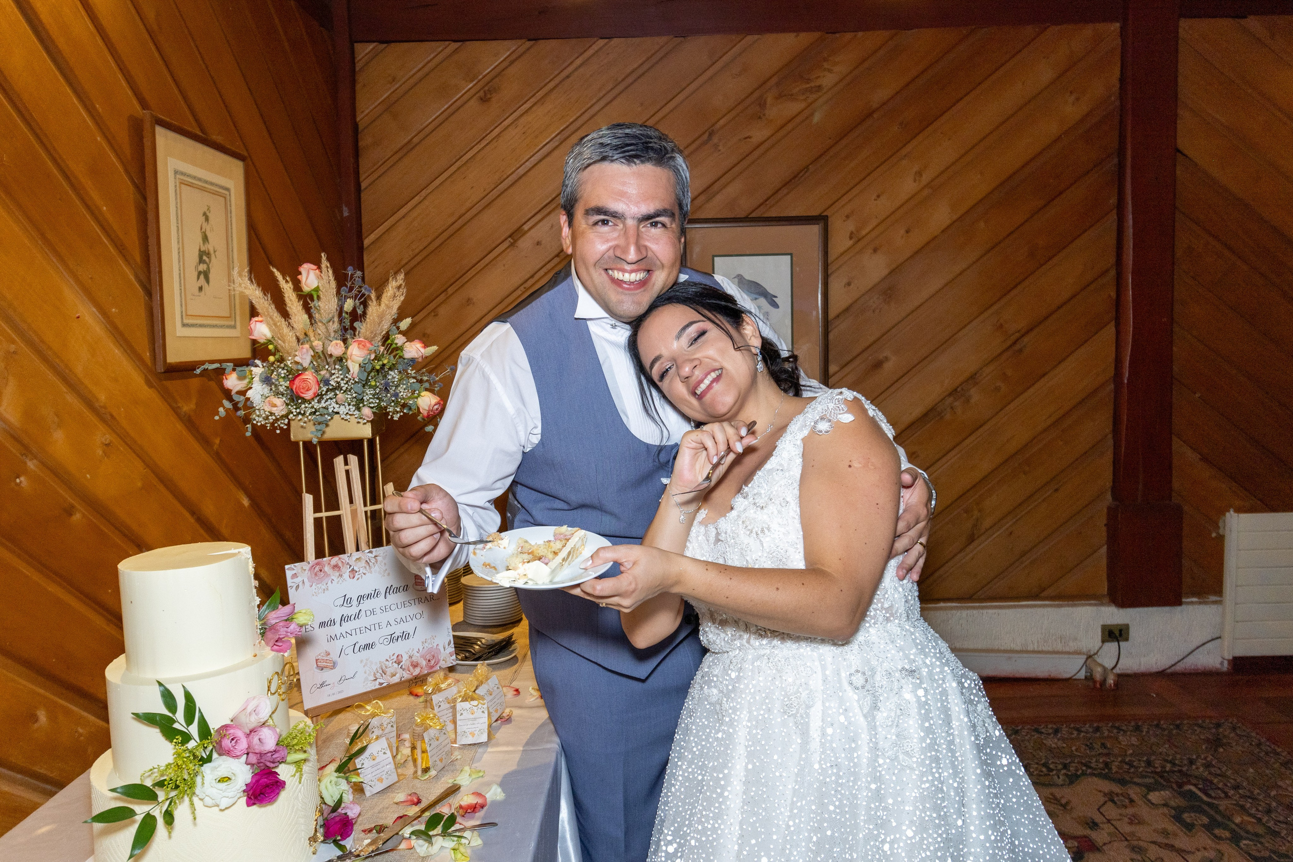 Katherin y Daniel. Dinka & Emilio - El arte de preservar lo que no se repite